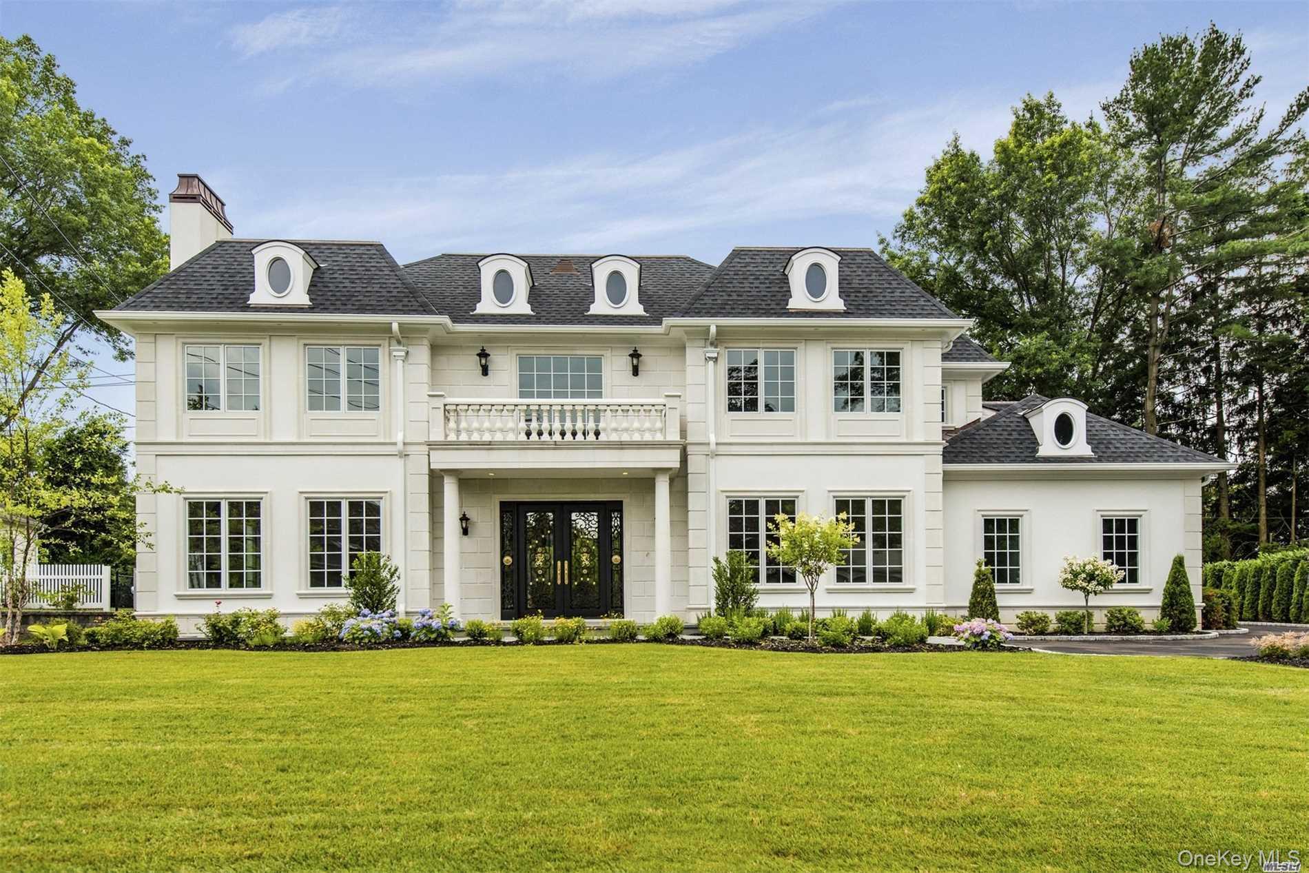 #1 photo, 272 Crabapple Road, Manhasset , NY 11030