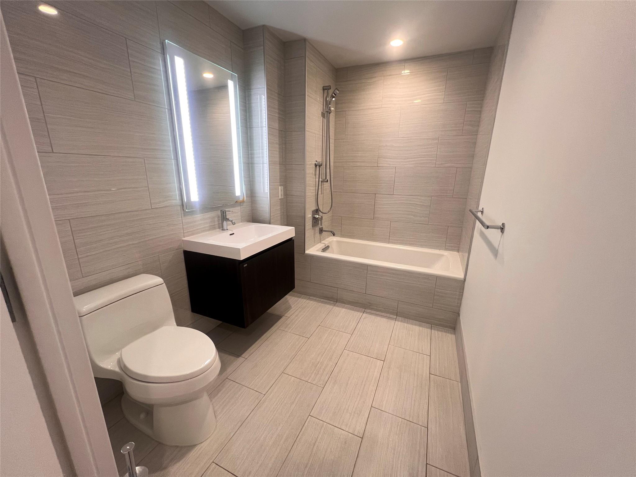 #8 photo, 131-05 40 Road, Flushing , NY 11354