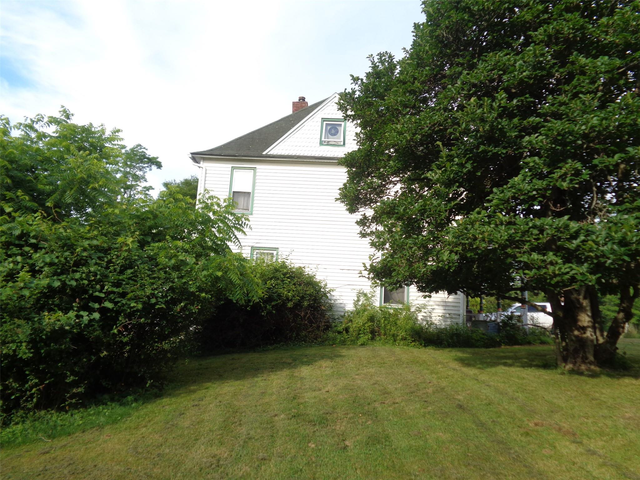 #9 photo, 70 North Road, Bloomingburg , NY 12721