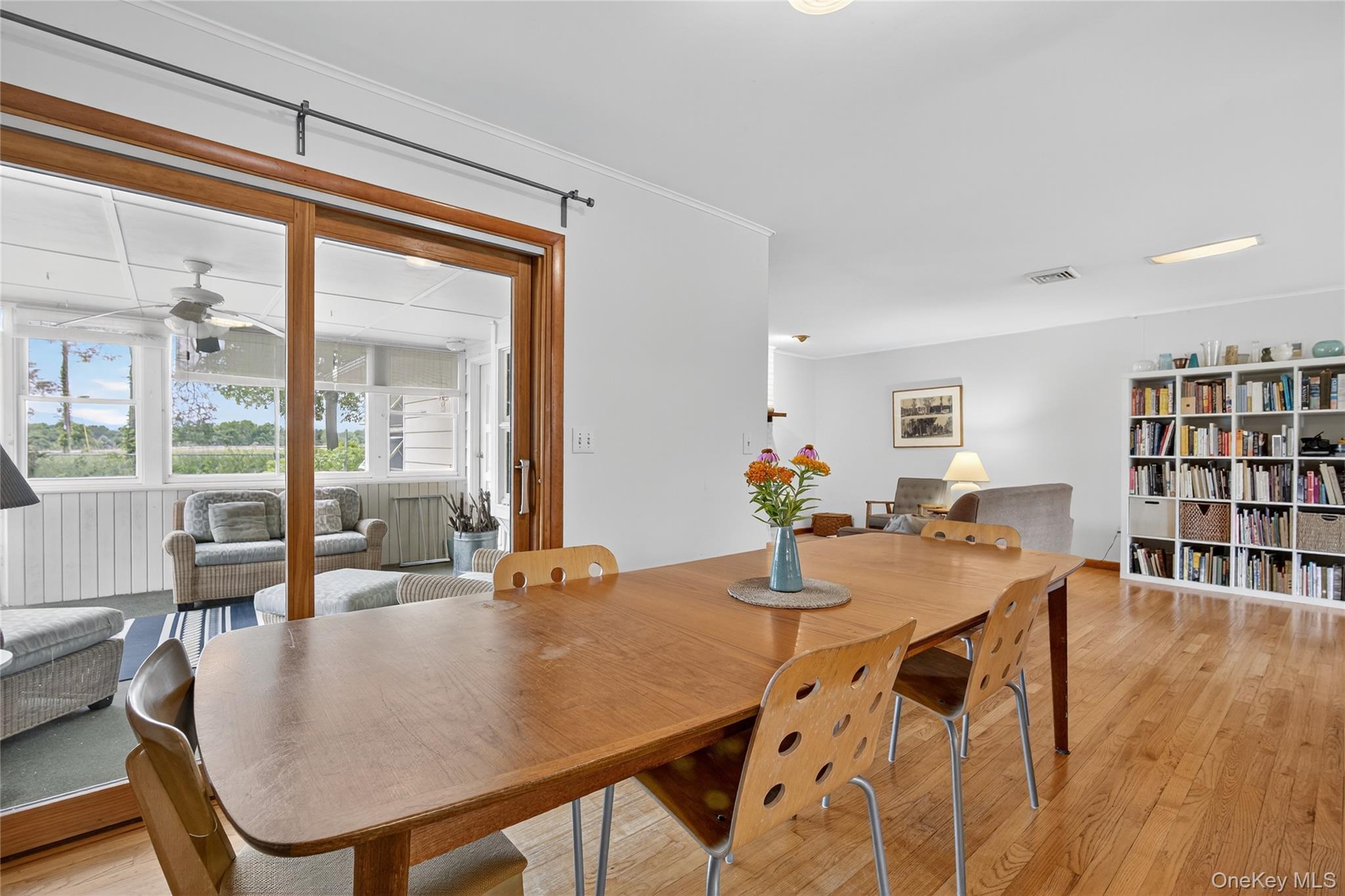 #19 photo, 7641 N Broadway, Red Hook , NY 12571