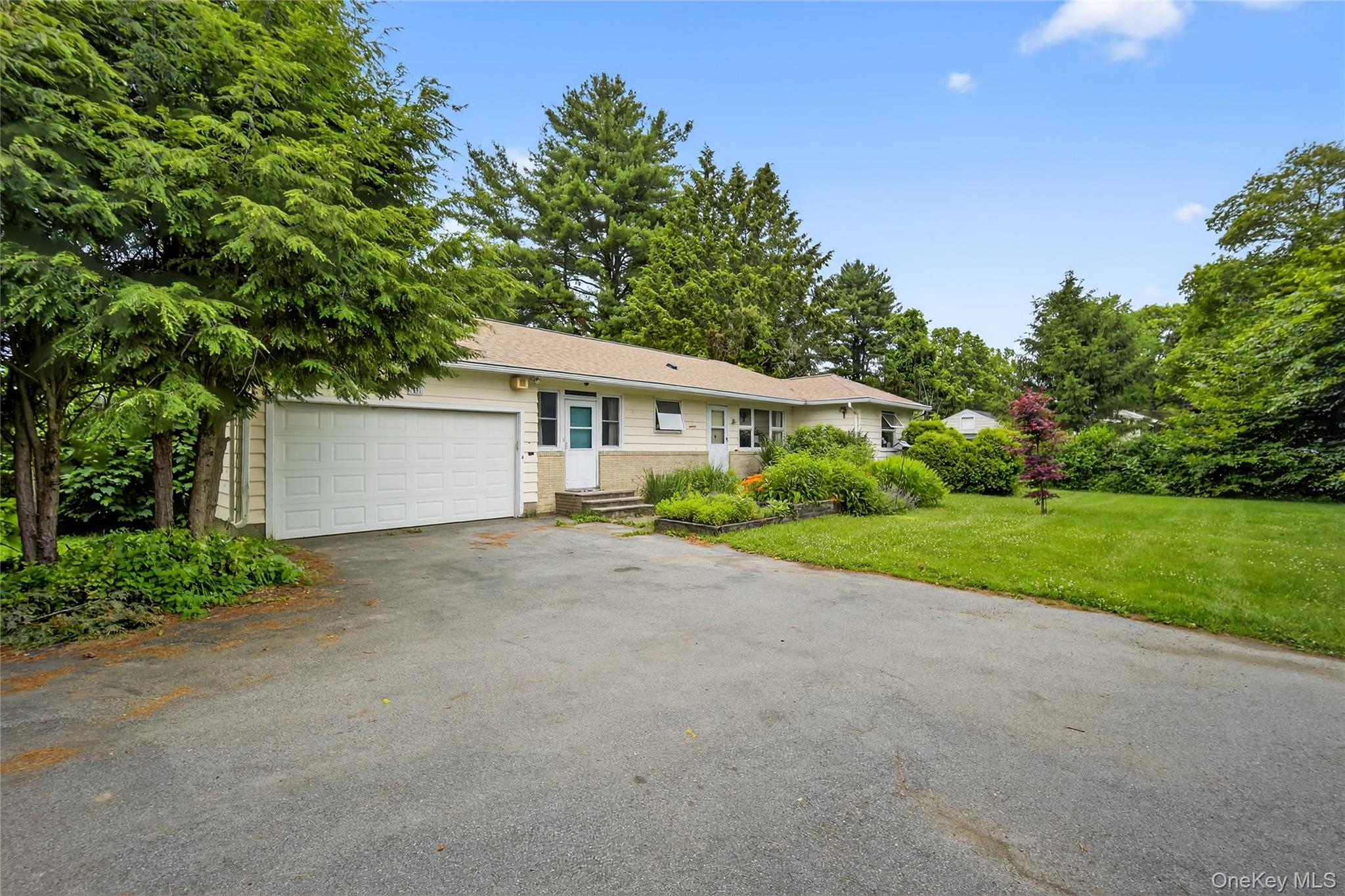 #2 photo, 7641 N Broadway, Red Hook , NY 12571