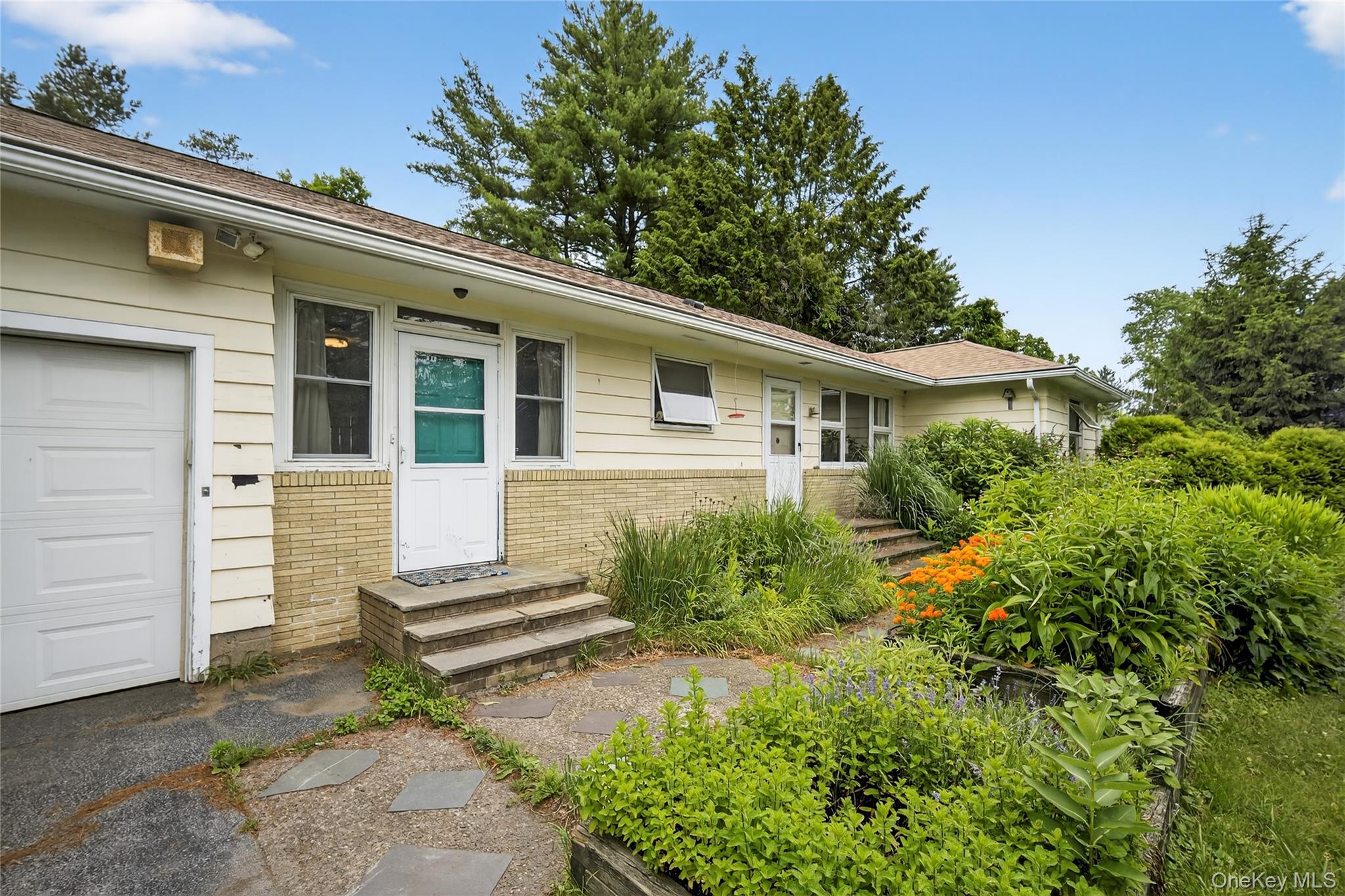 #5 photo, 7641 N Broadway, Red Hook , NY 12571