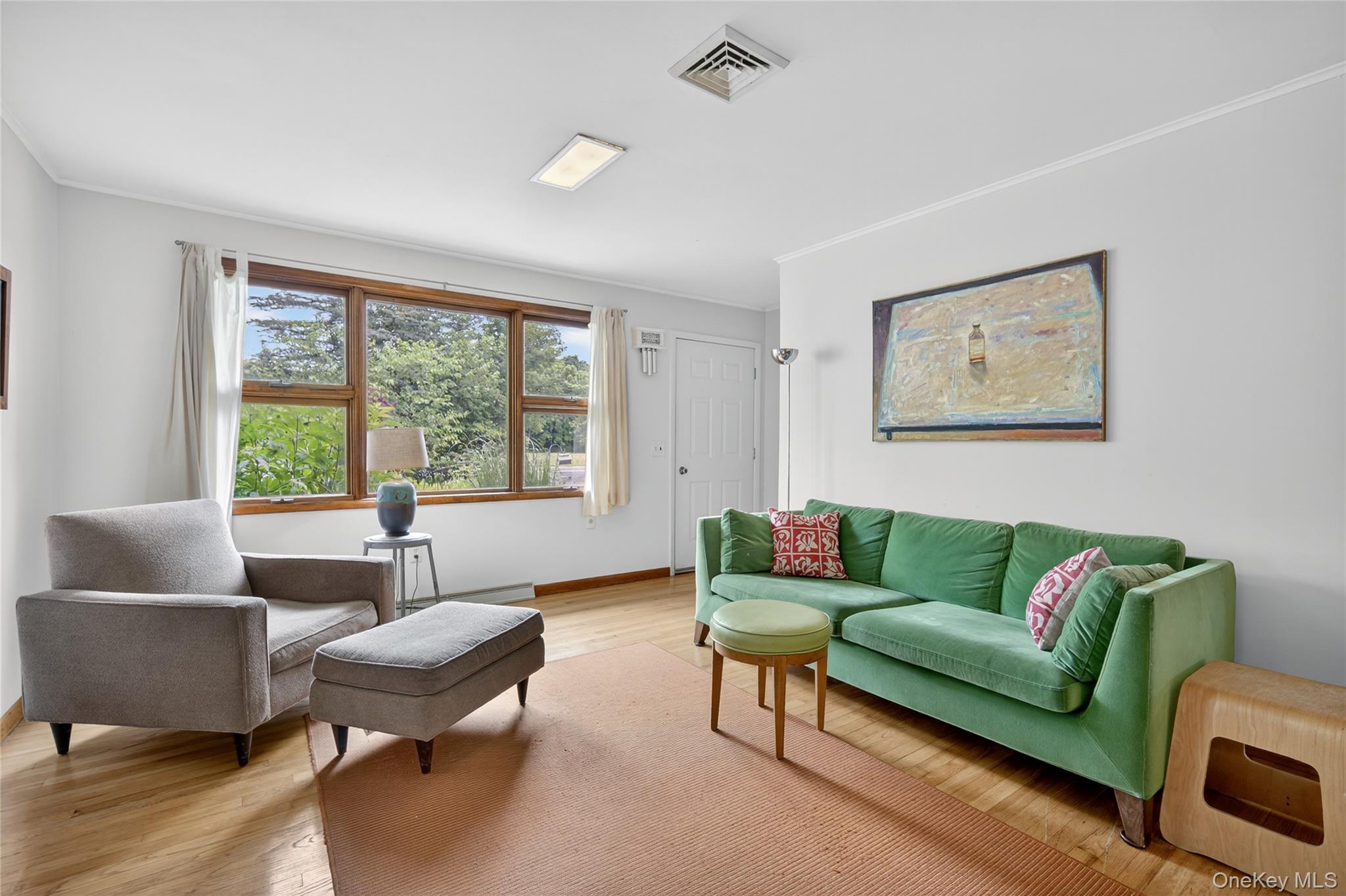 #9 photo, 7641 N Broadway, Red Hook , NY 12571