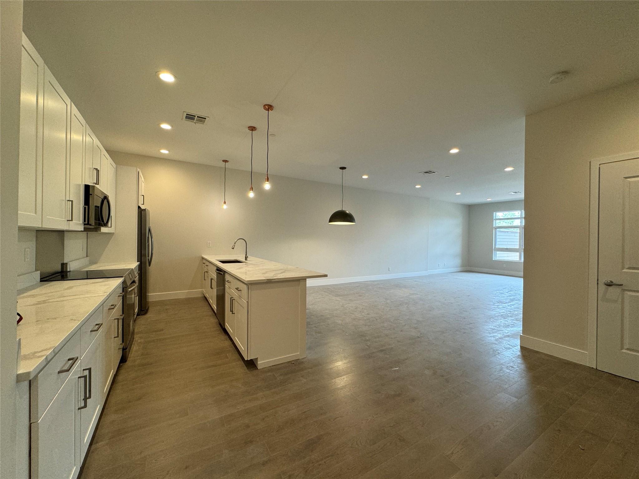 #6 photo, 30 Beekman Street, Beacon , NY 12508