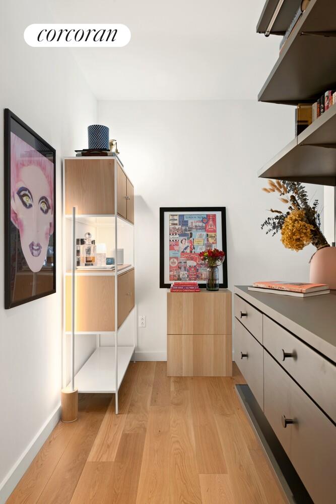 #7 photo, 547 W 47TH Street, マンハッタン Hells Kitchen , NY 10036