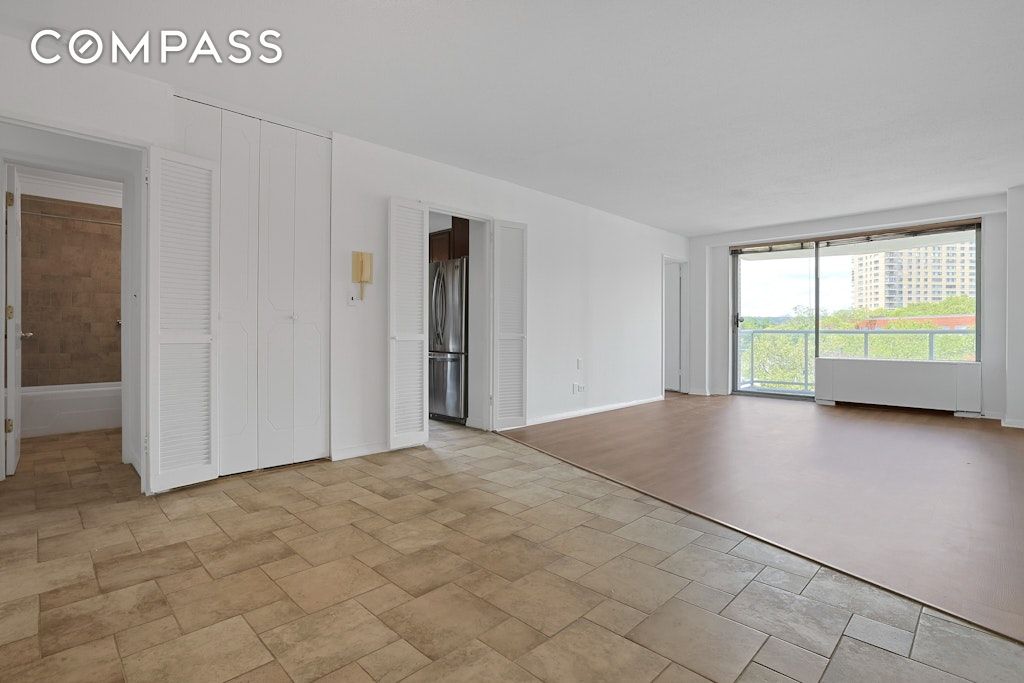 #3 photo, 3333 Henry Hudson Parkway, ブロンクス区 Riverdale , NY 10463