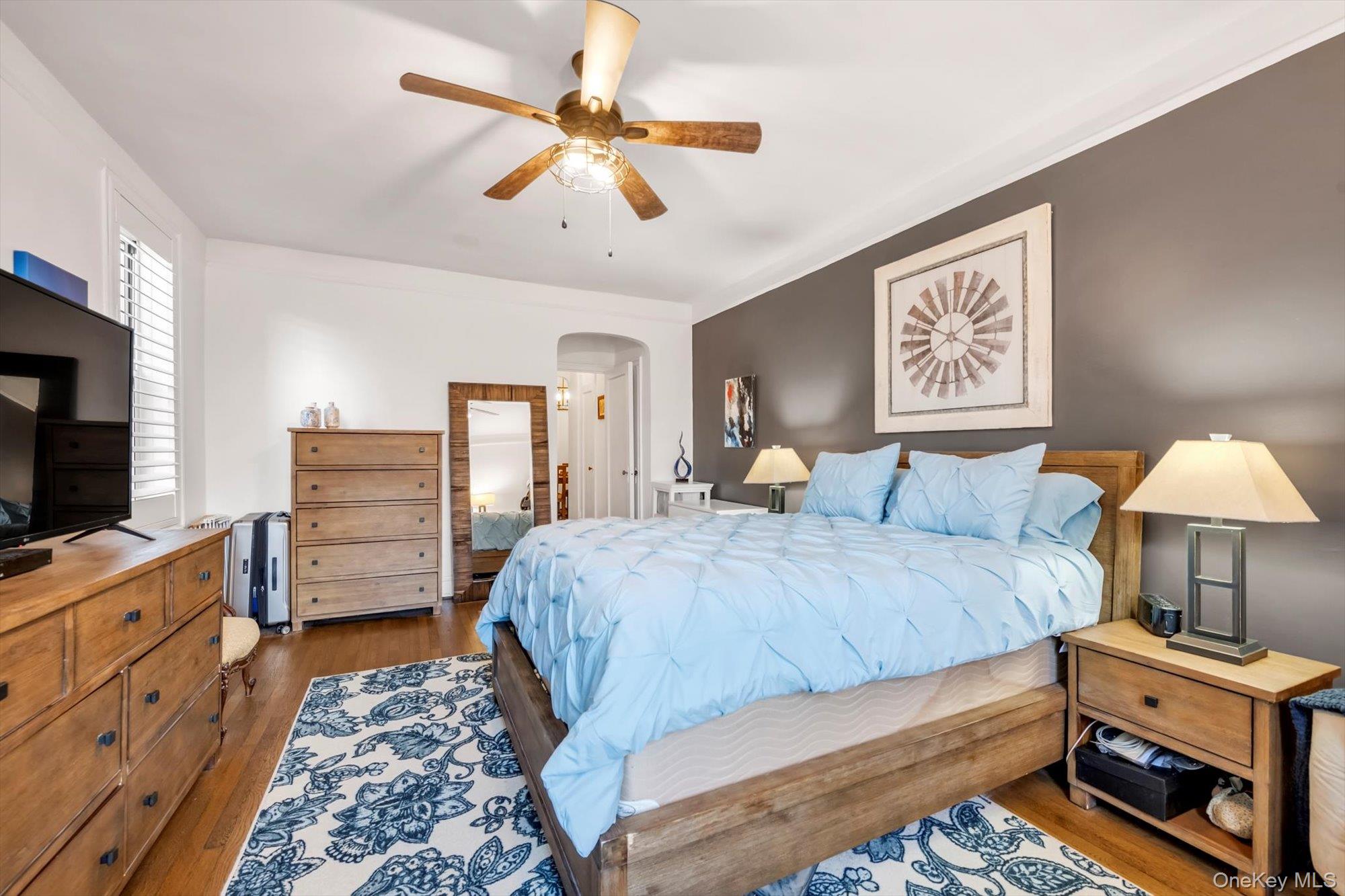 #12 photo, 111-15 75th Avenue, クイーンズ区 Forest Hills , NY 11375