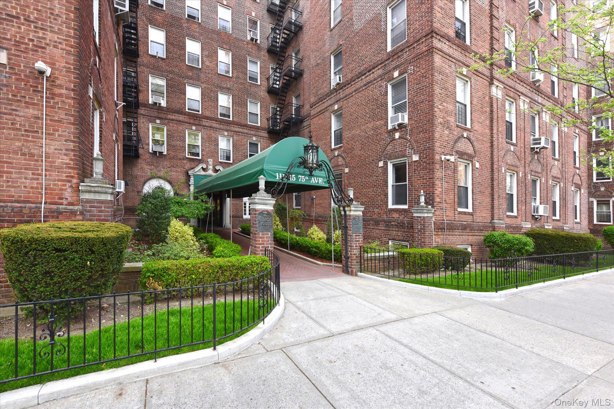 #2 photo, 111-15 75th Avenue, クイーンズ区 Forest Hills , NY 11375