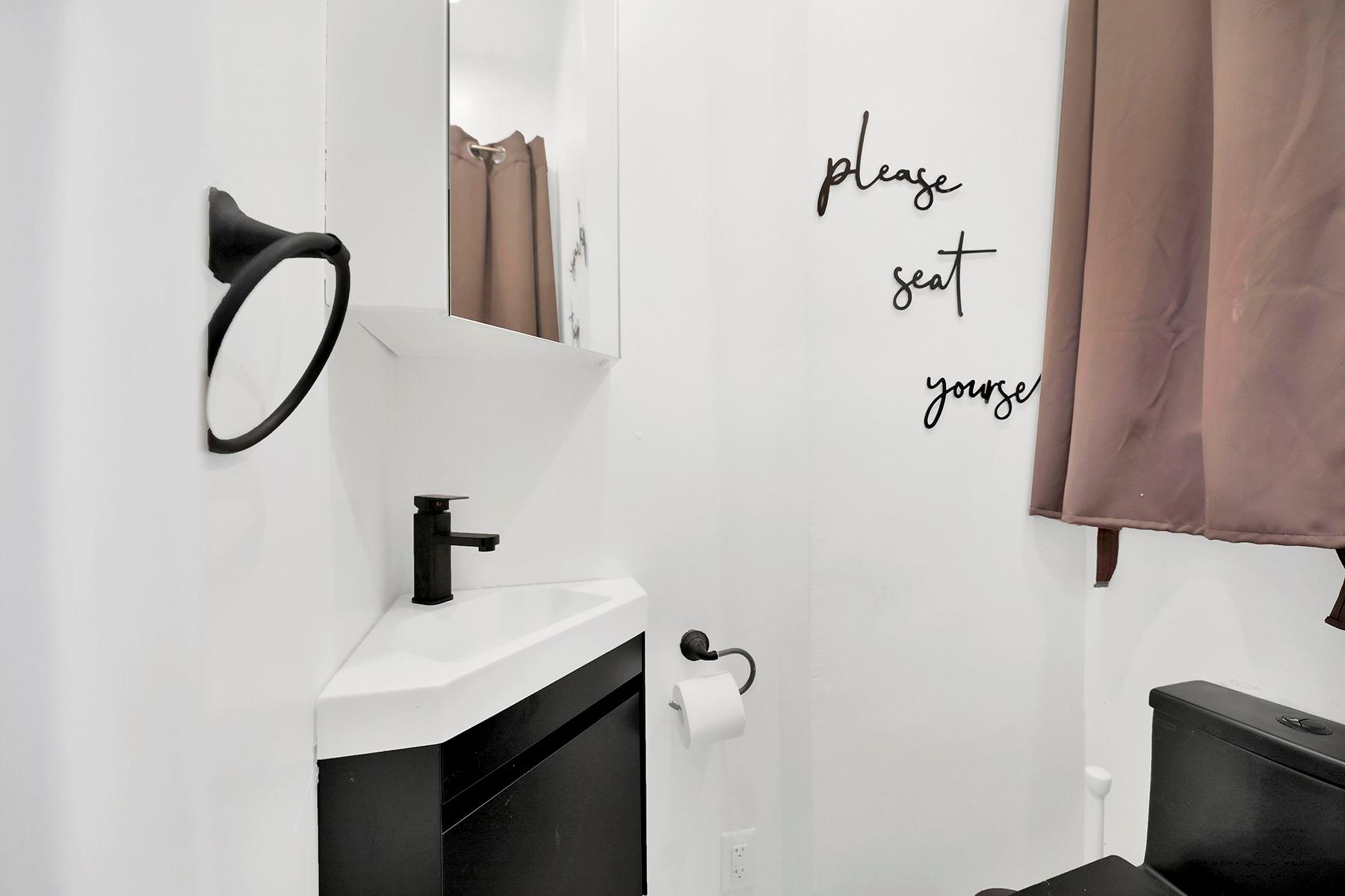 #6 photo, 946 Balcom Avenue, ブロンクス区 Bronx , NY 10465