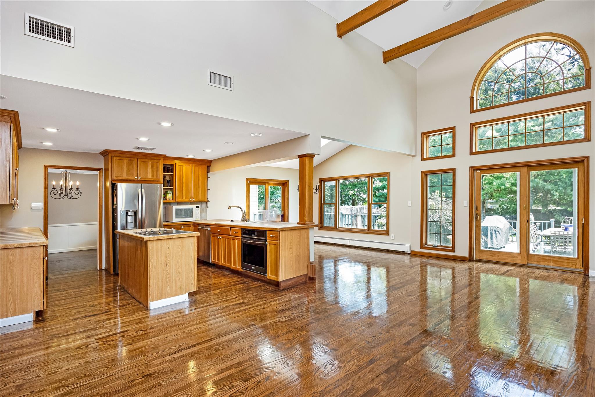 #8 photo, 45 Mc Cue Lane, Babylon , NY 11702