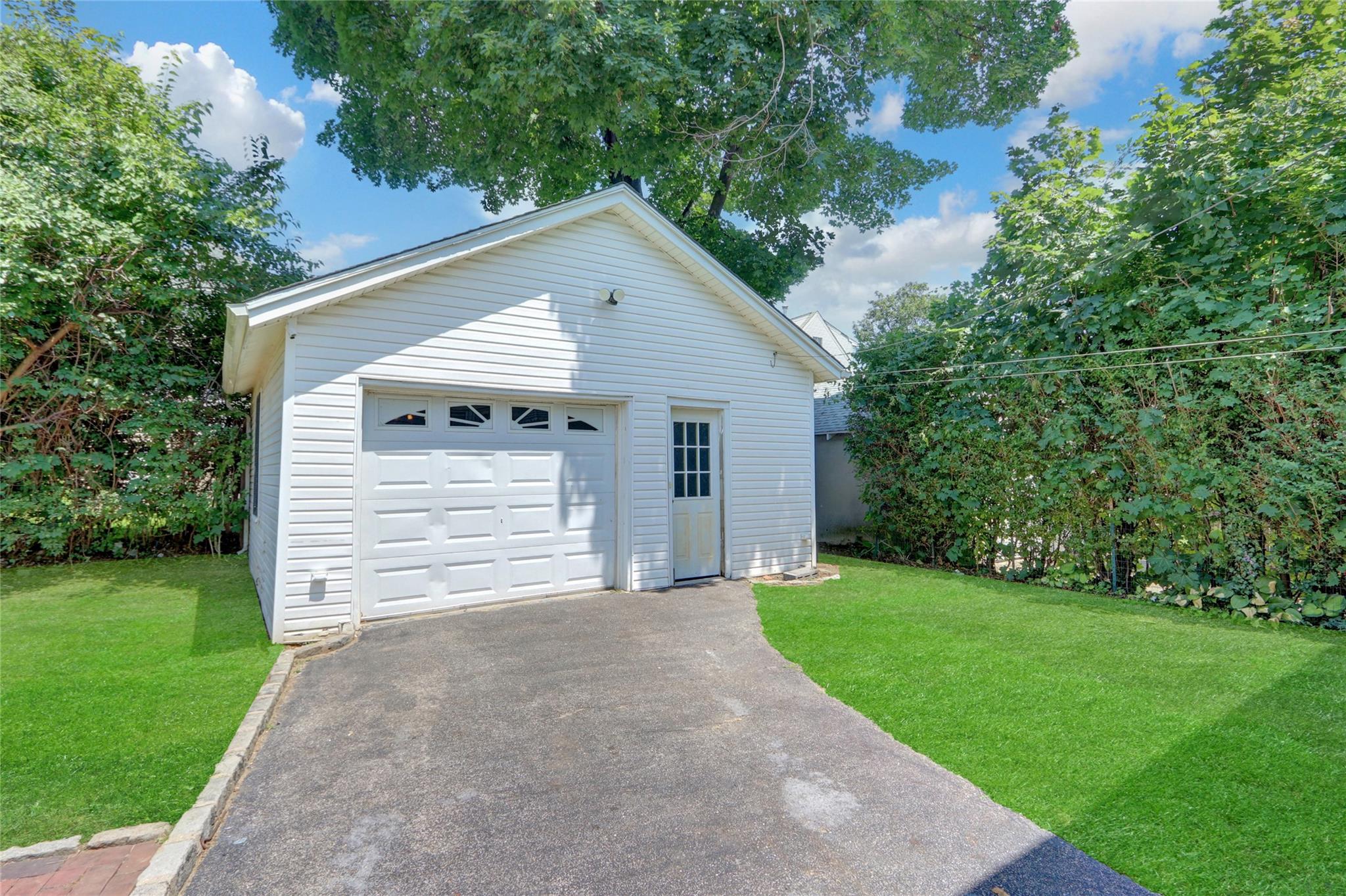 #2 photo, 10 Valentine Street, ナッソー郡 Glen Cove , NY 11542