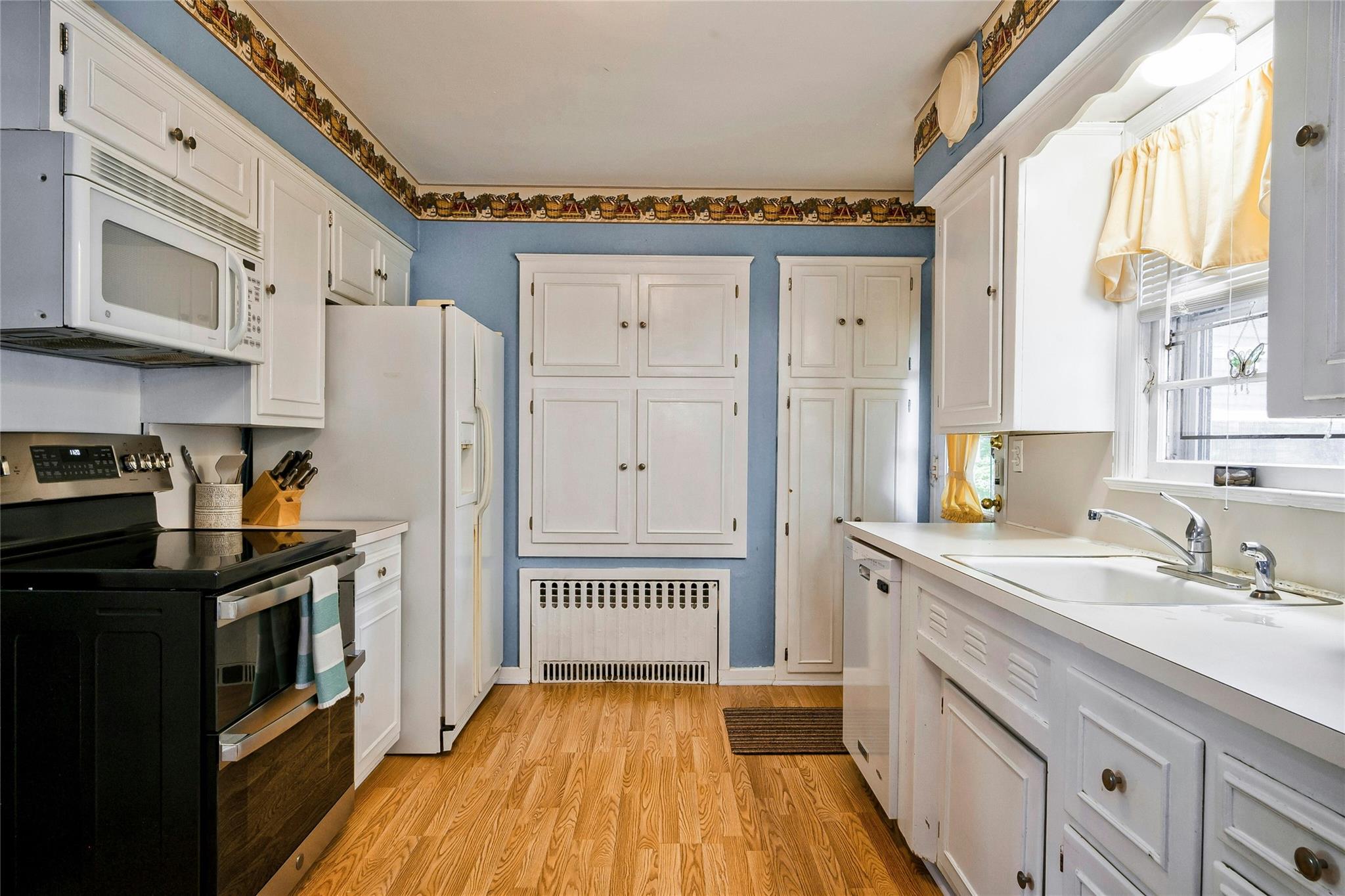 #7 photo, 1310 Surrey Place, 長島 Rockville Centre , NY 11570