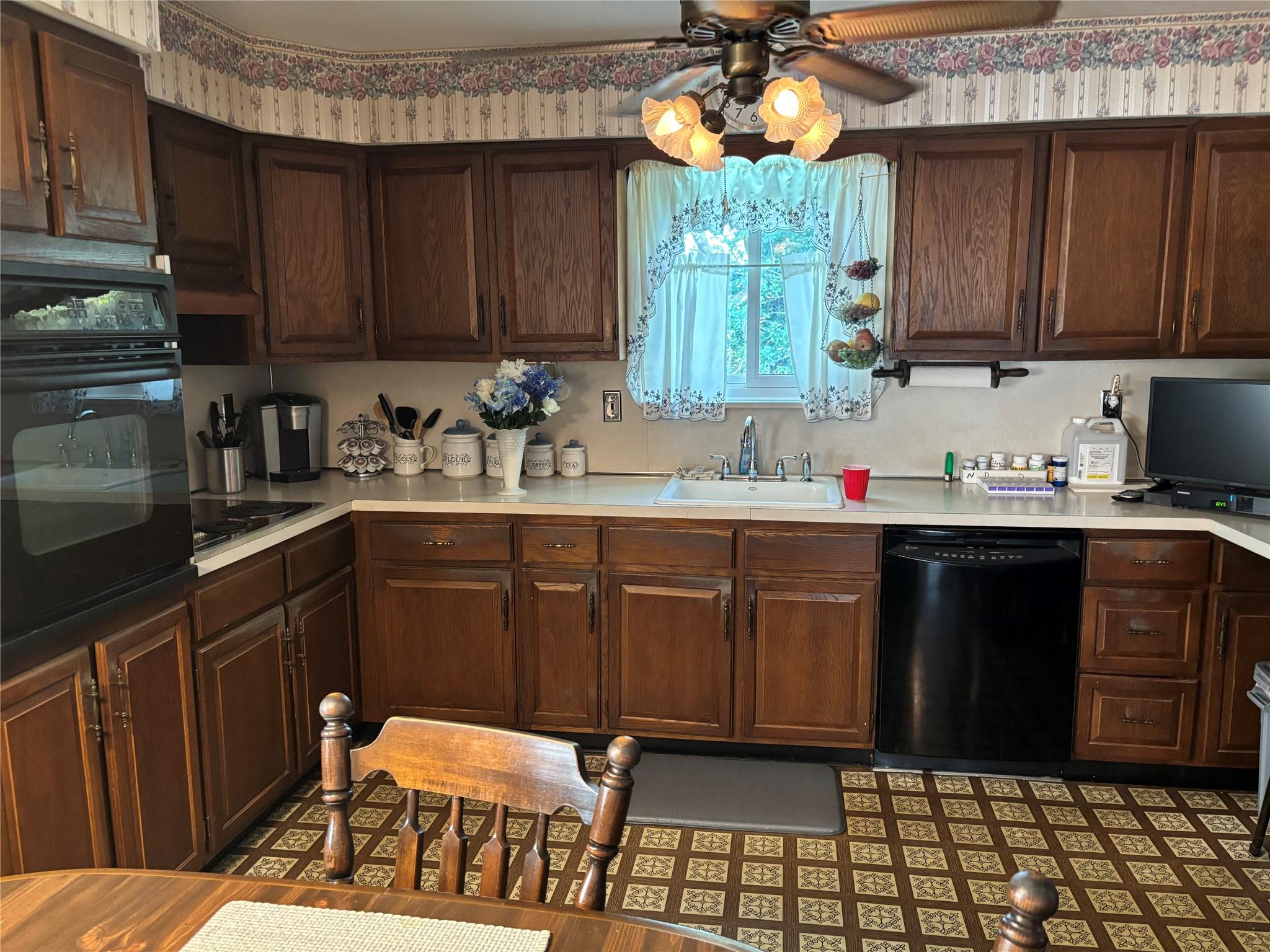 #6 photo, 557 Southside Avenue, 長島 Freeport , NY 11520