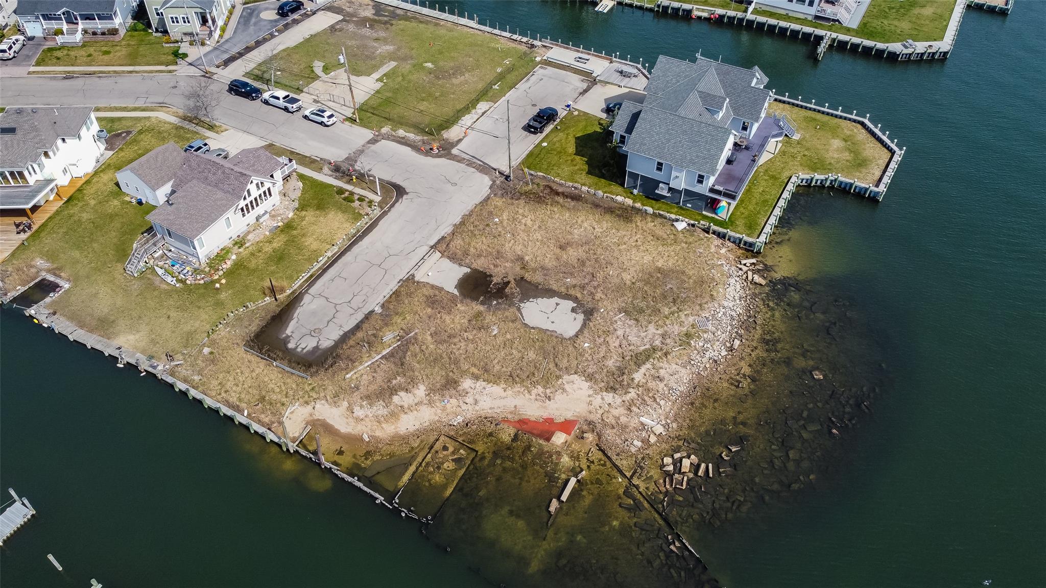 #9 photo, 57-61 E Shore Drive, サフォーク郡 Babylon , NY 11702