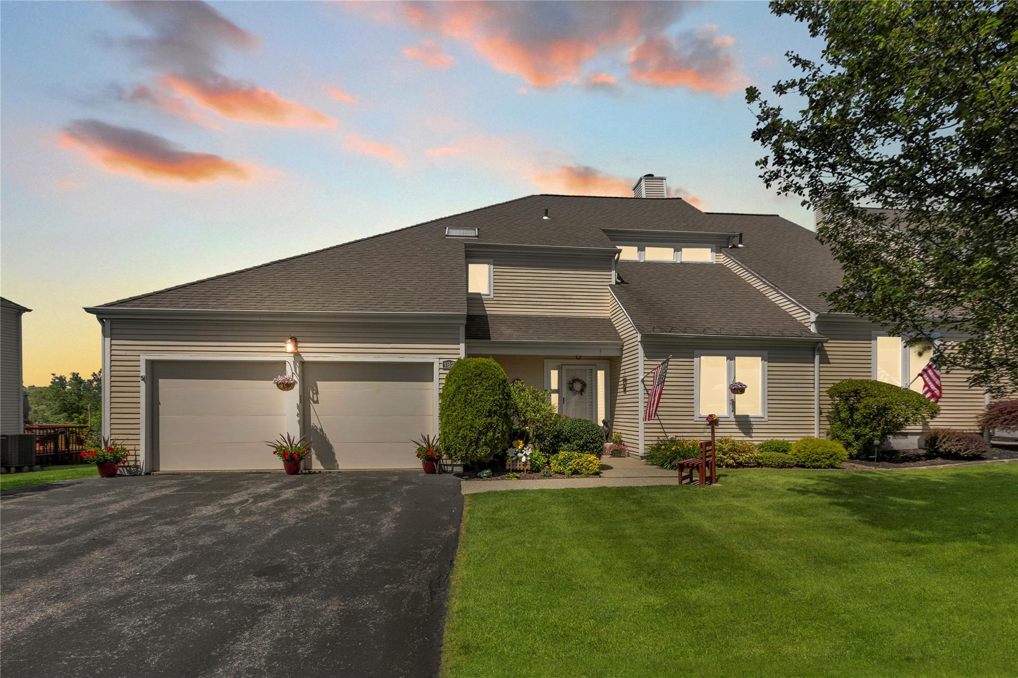 #1 photo, 182 Fairway Drive, 紐約州 Carmel , NY 10512