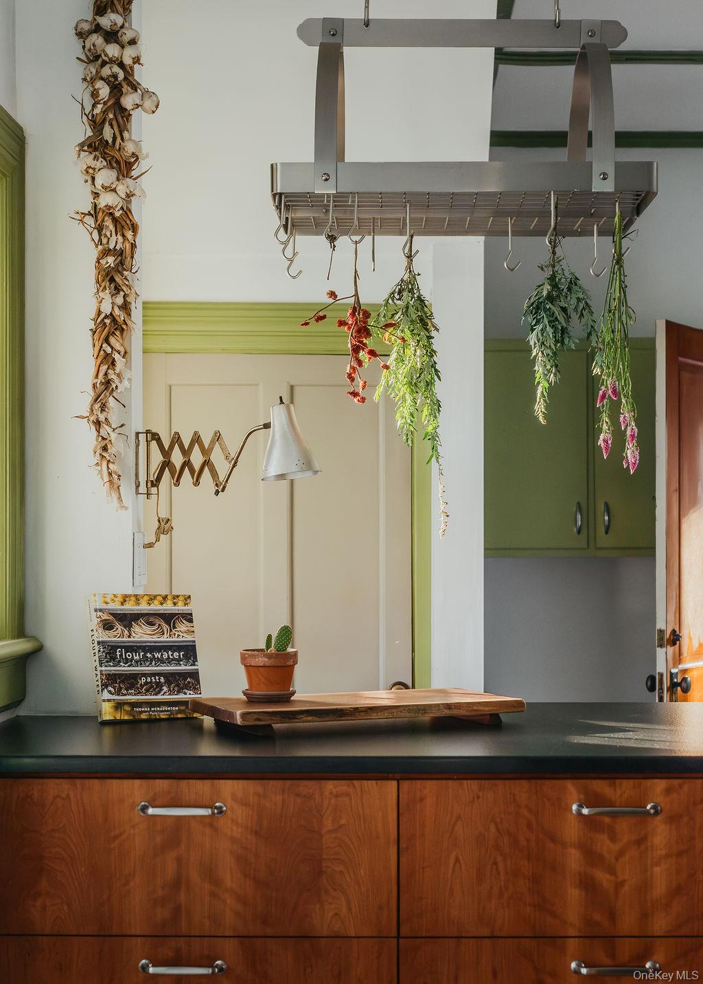 #11 photo, 7432 S Broadway, Red Hook , NY 12571