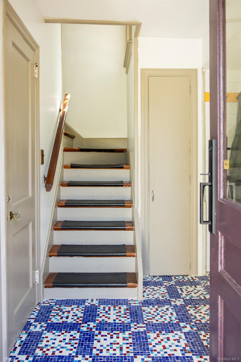 #9 photo, 7432 S Broadway, Red Hook , NY 12571