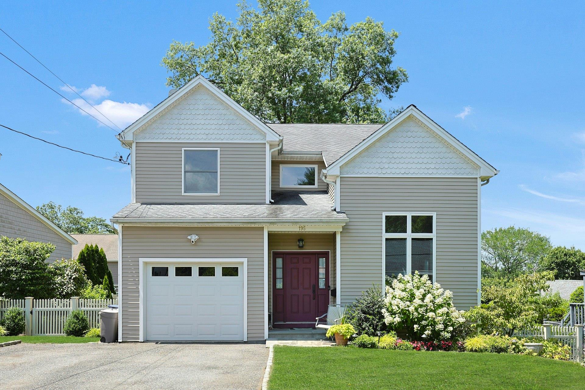 #1 photo, 195 Warren Avenue, Hawthorne , NY 10532