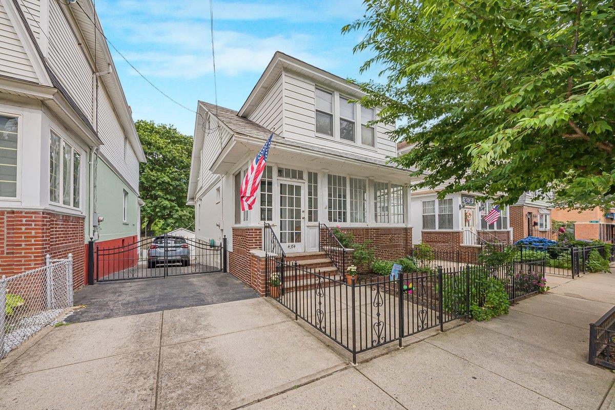 #1 photo, 4374 Katonah Avenue, 布朗士 Bronx , NY 10470