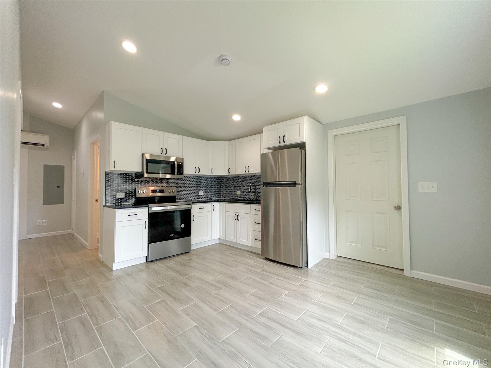 #1 photo, 13 Linda Place, 紐約州 Fishkill , NY 12524