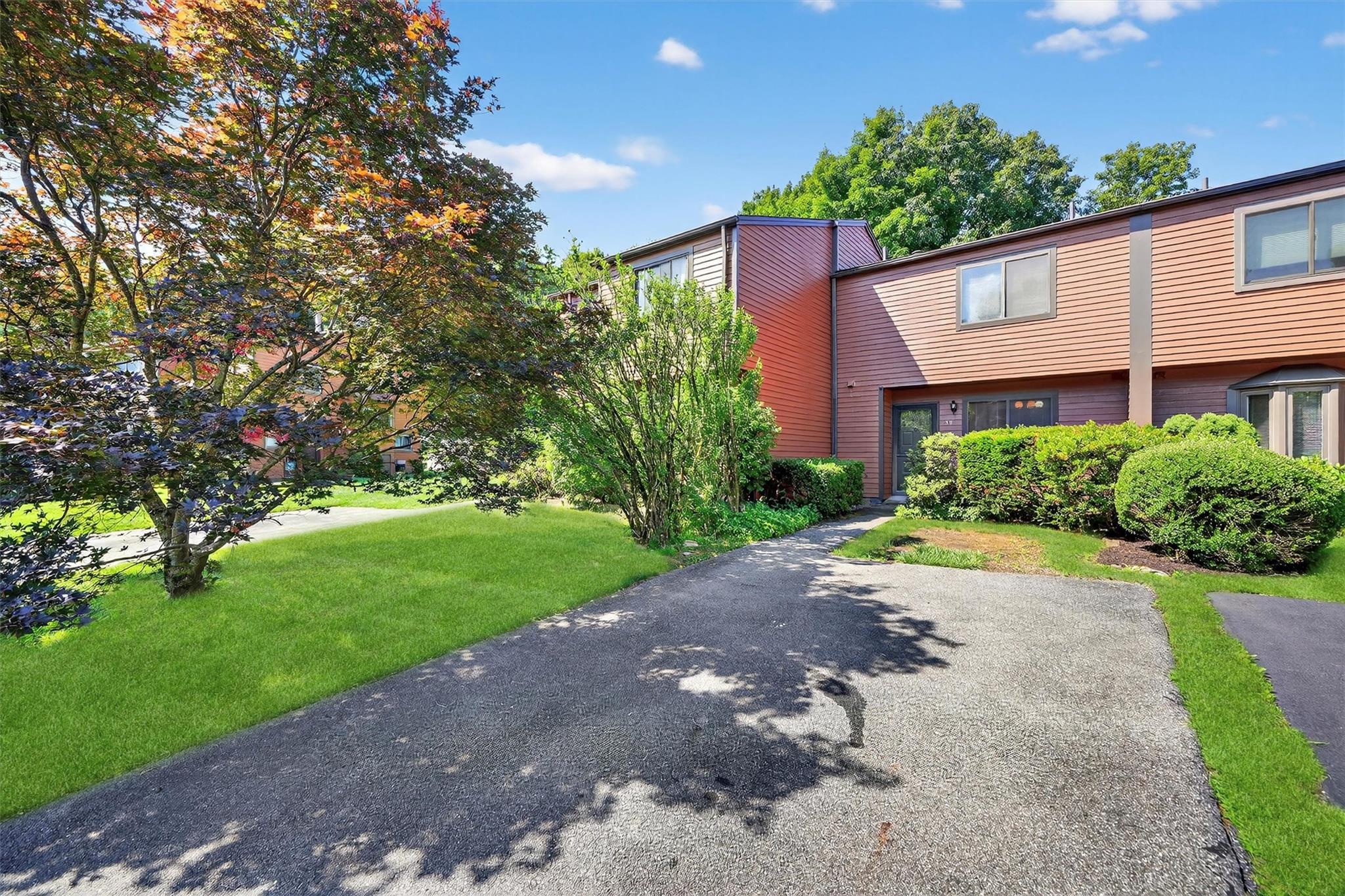 #1 photo, 3 Adrian Court, Cortlandt Manor , NY 10567