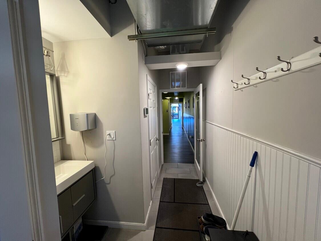 #6 photo, 52 Broadway, サフォーク郡 Greenlawn , NY 11740