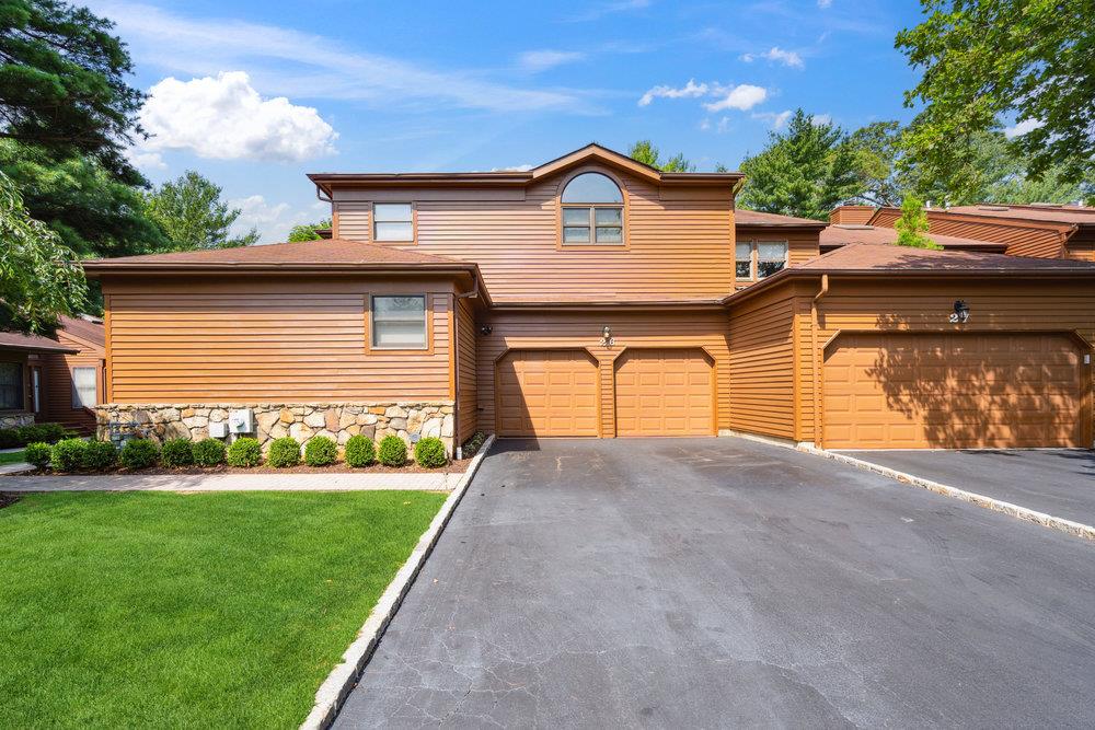 #1 photo, 26 Hunt Court, Jericho , NY 11753