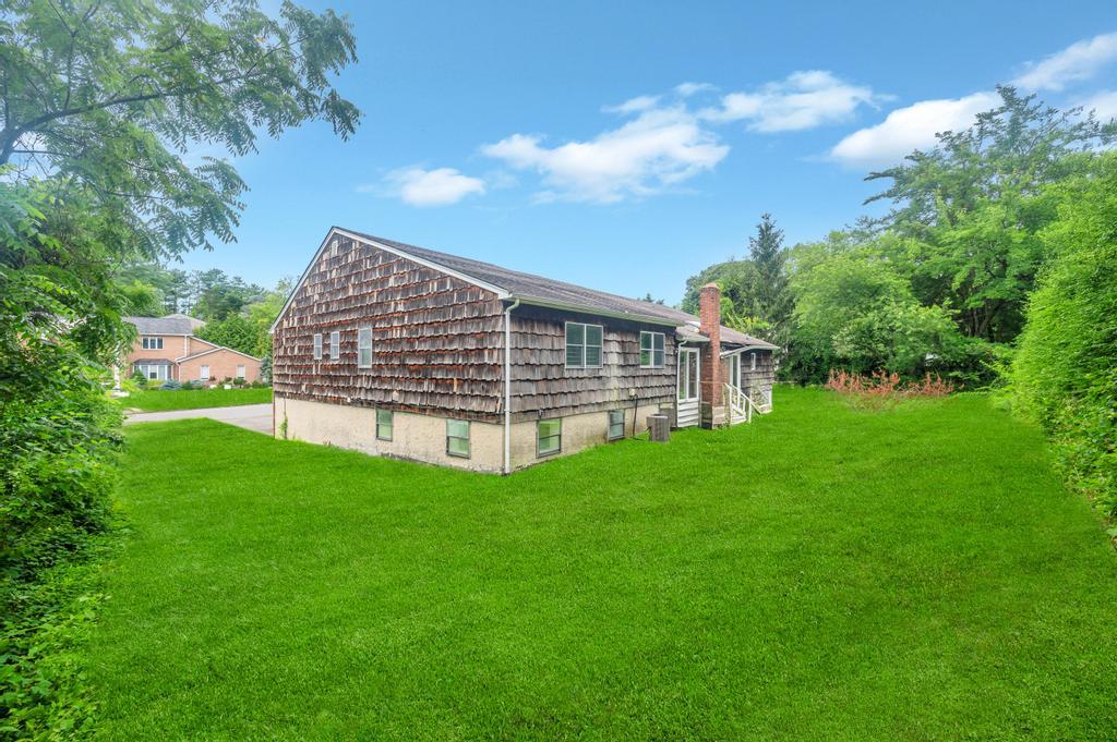 #4 photo, 106 Woods Drive, ナッソー郡 Roslyn , NY 11576