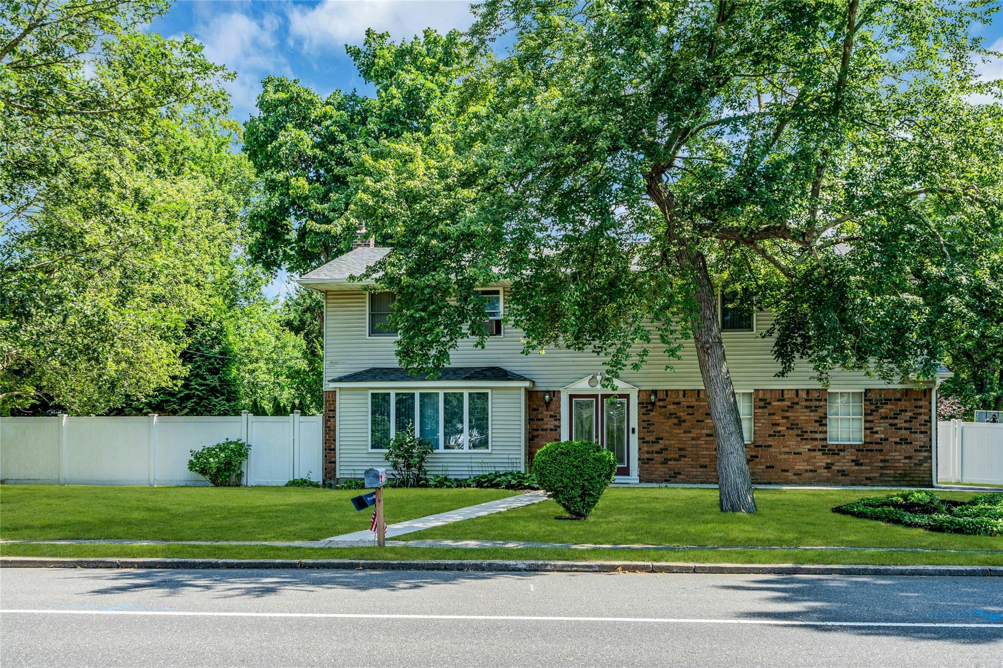 #1 photo, 1296 Townline Road, Hauppauge , NY 11788