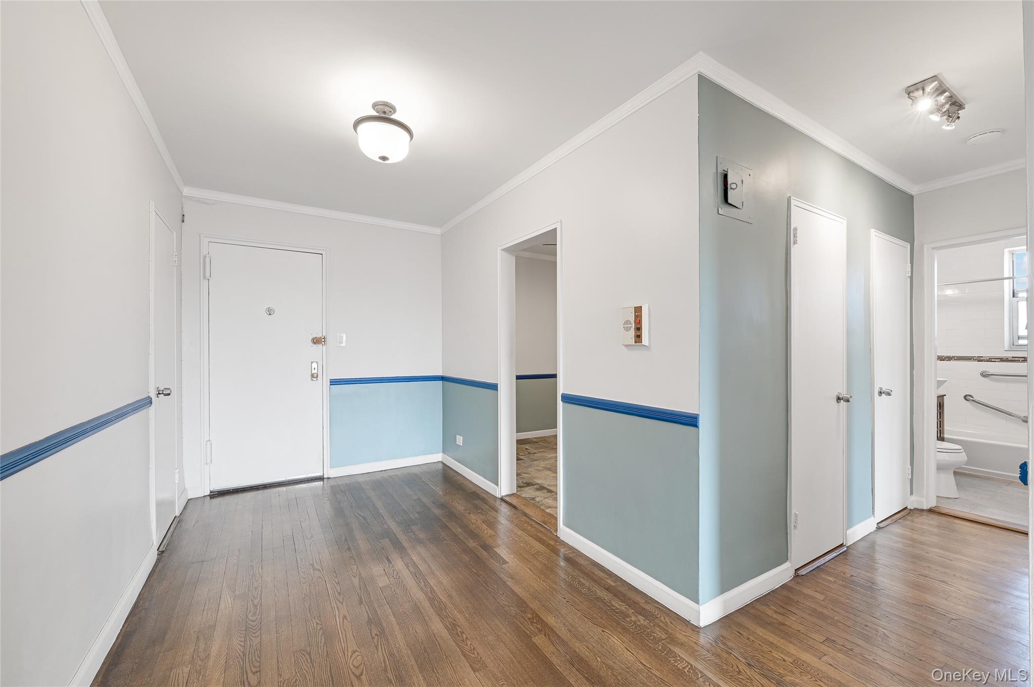 #12 photo, 90-02 63rd Drive, クイーンズ区 Rego Park , NY 11374