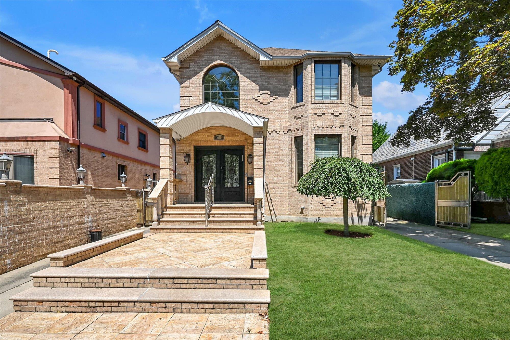 #1 photo, 147-11 Jewel Avenue, クイーンズ区 Kew Garden Hills , NY 11367