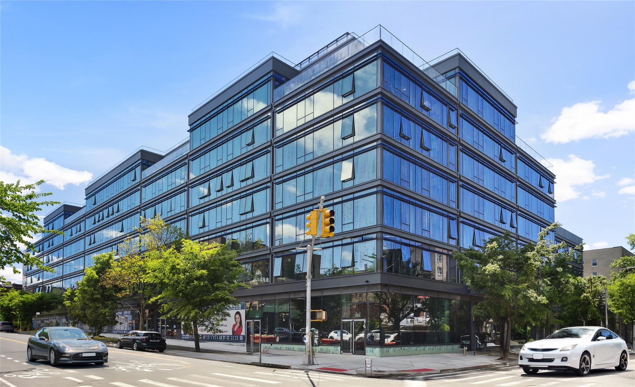 #1 photo, 38-20 Parsons Boulevard, 法拉盛 Flushing , NY 11354