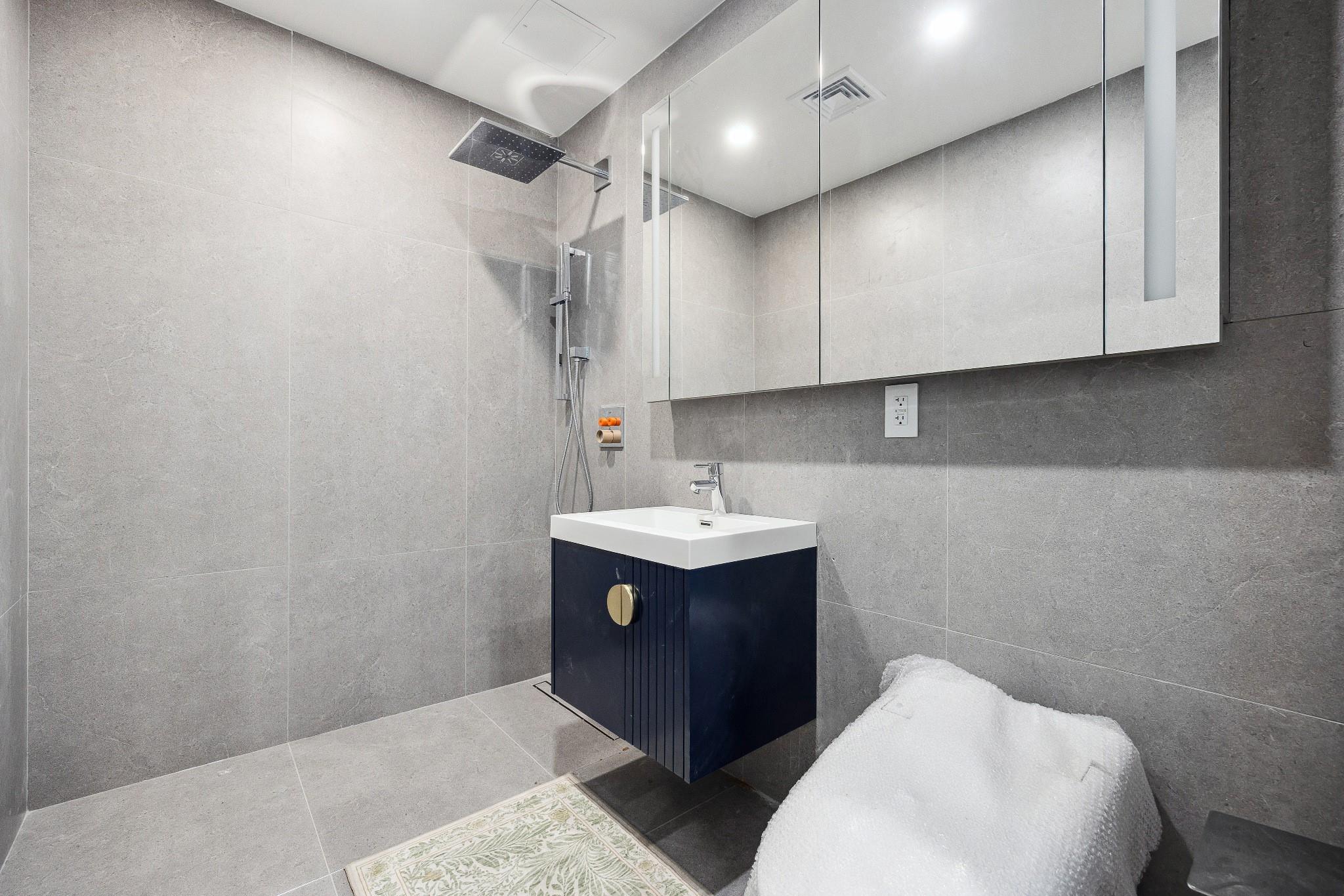 #14 photo, 38-20 Parsons Boulevard, 法拉盛 Flushing , NY 11354