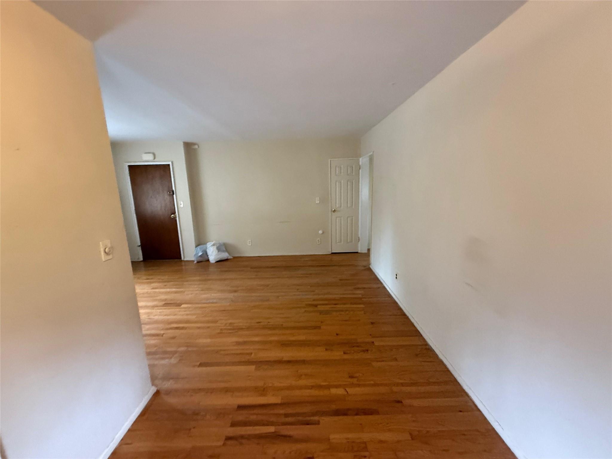 #11 photo, 57-03 Marathon Parkway, クイーンズ区 Little Neck , NY 11362