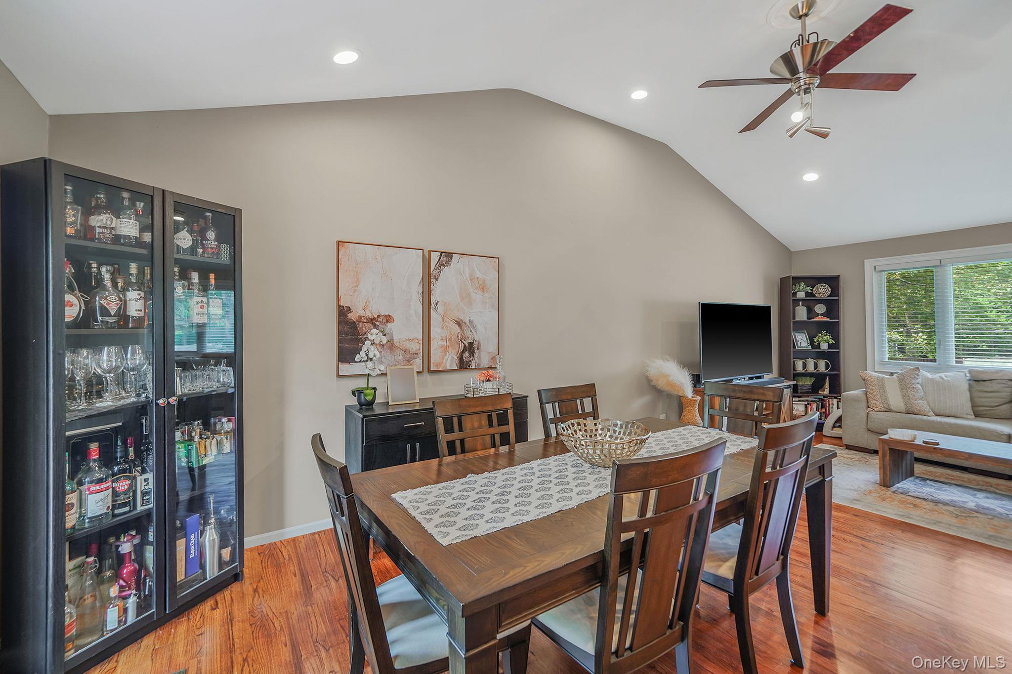 #10 photo, 2387 Chestnut Avenue, サフォーク郡 Ronkonkoma , NY 11779