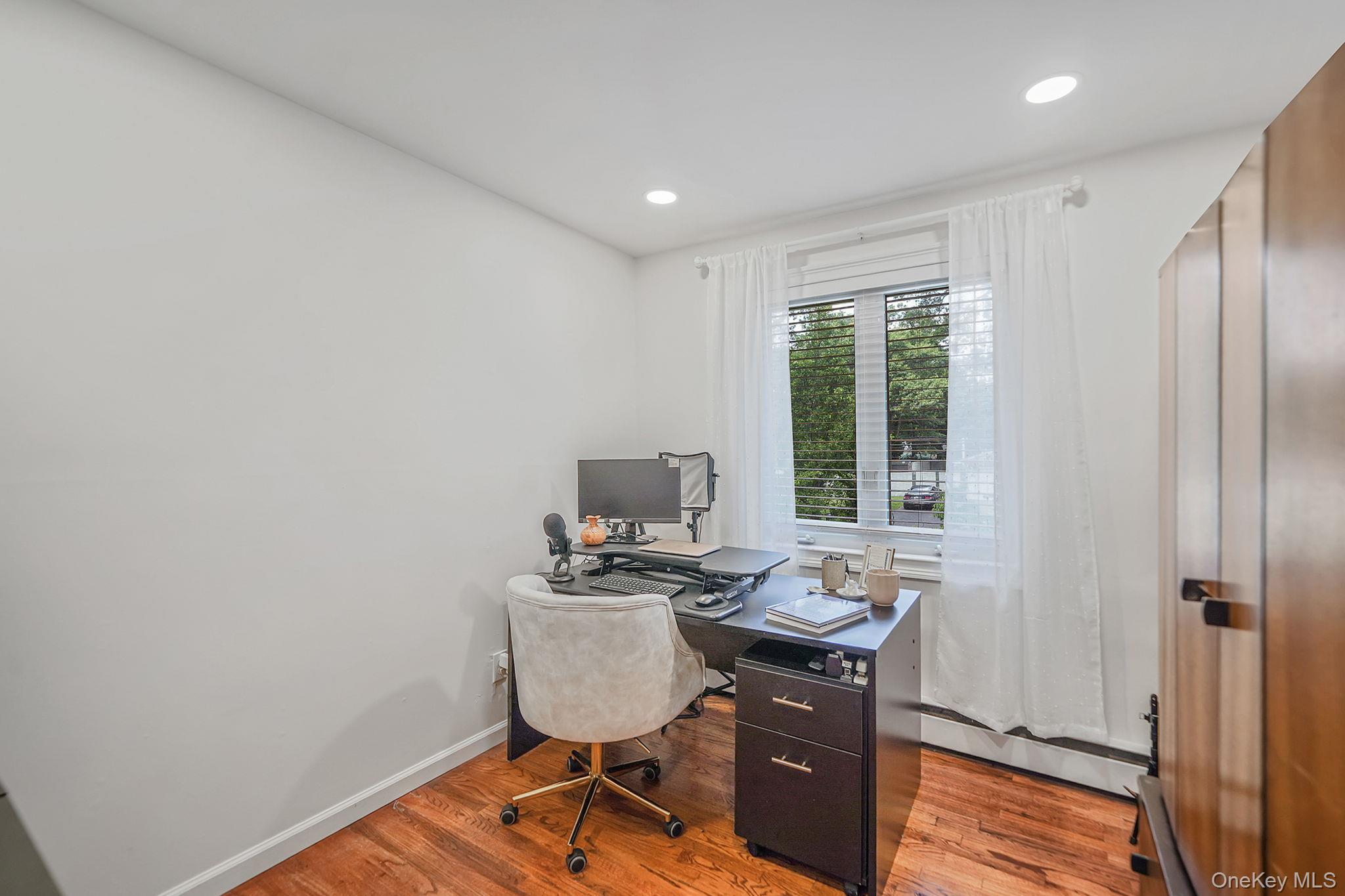 #15 photo, 2387 Chestnut Avenue, サフォーク郡 Ronkonkoma , NY 11779