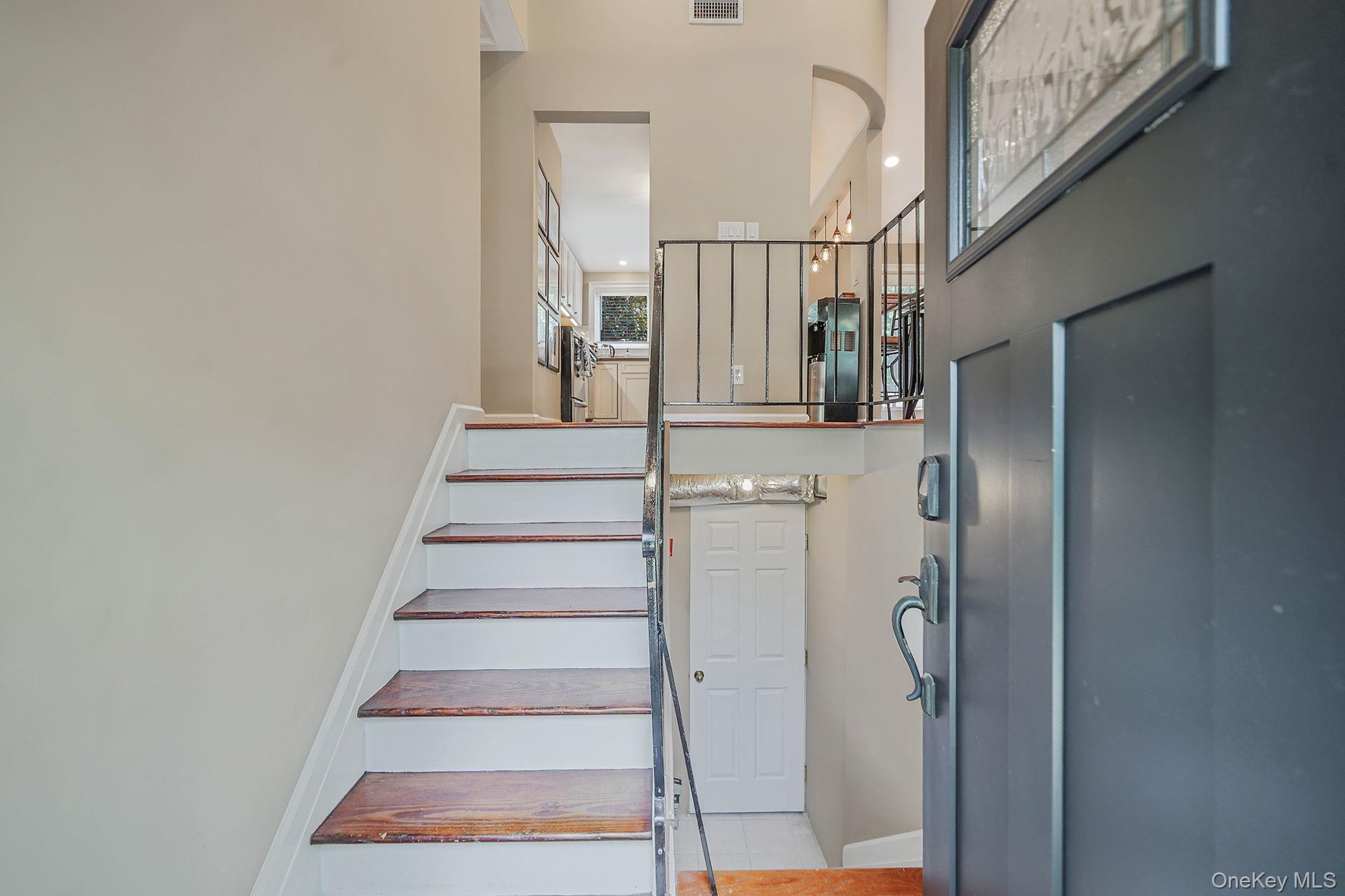 #5 photo, 2387 Chestnut Avenue, サフォーク郡 Ronkonkoma , NY 11779