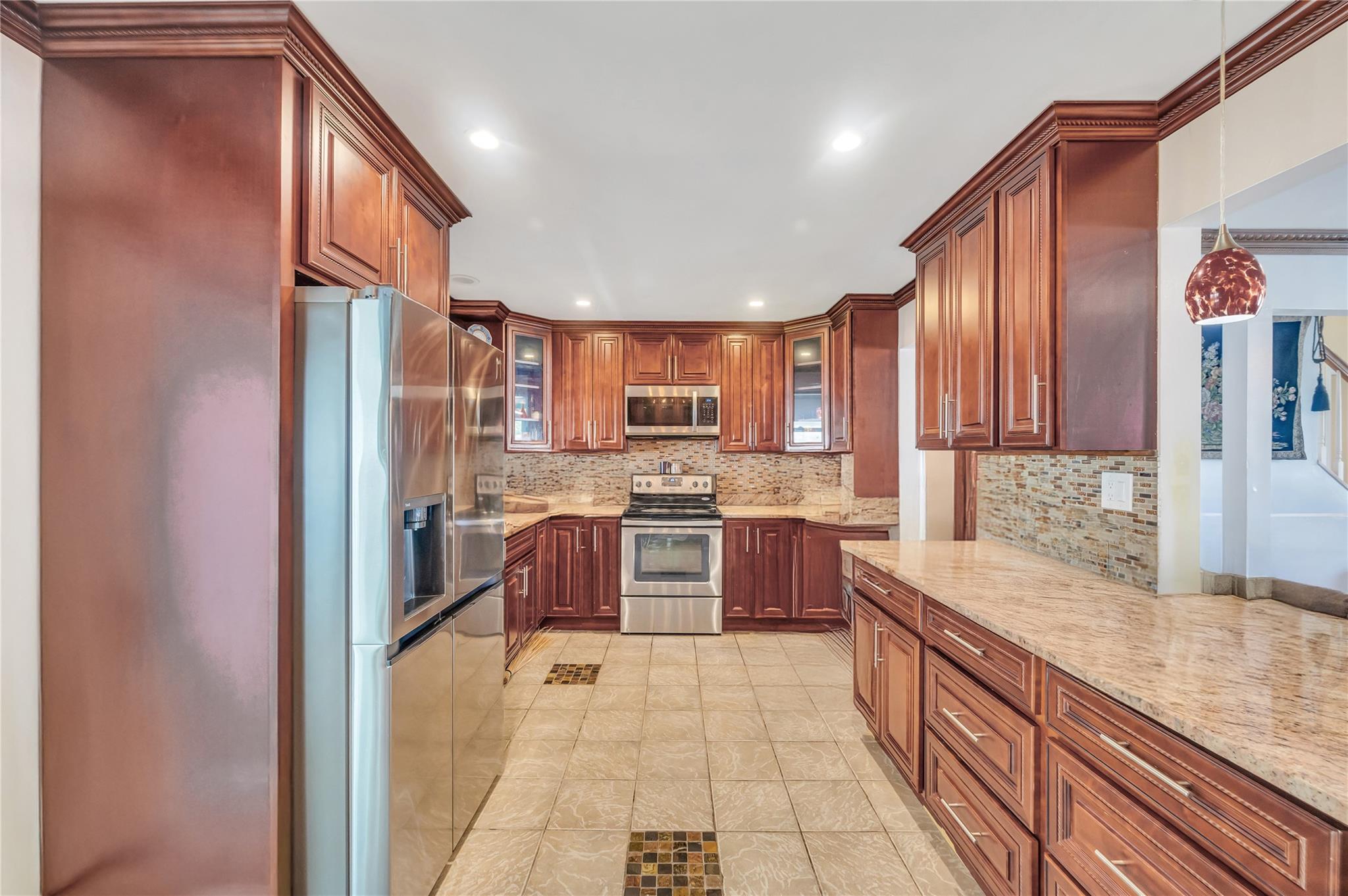 #13 photo, 34 Harlem Avenue, Medford , NY 11763