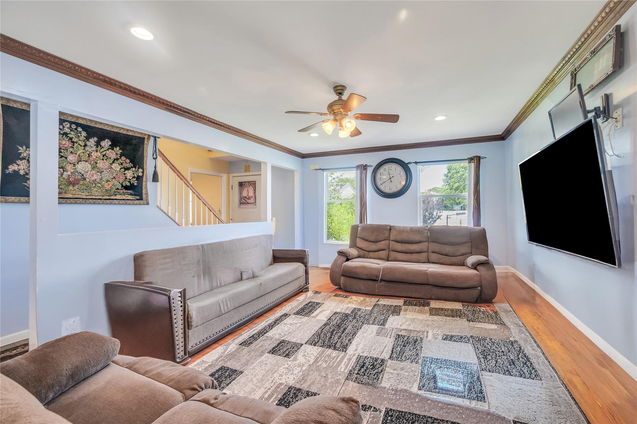 #5 photo, 34 Harlem Avenue, Medford , NY 11763