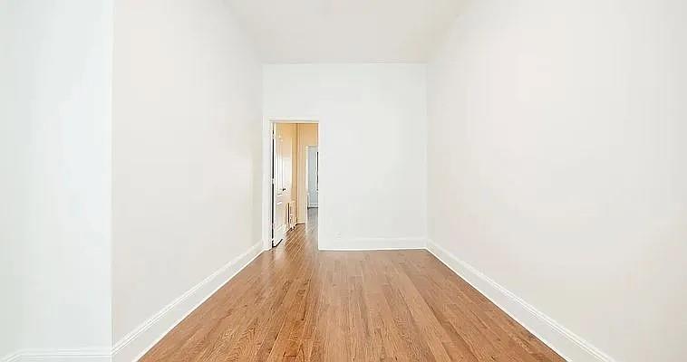 #16 photo, 414 Onderdonk Avenue, クイーンズ区 Ridgewood , NY 11385