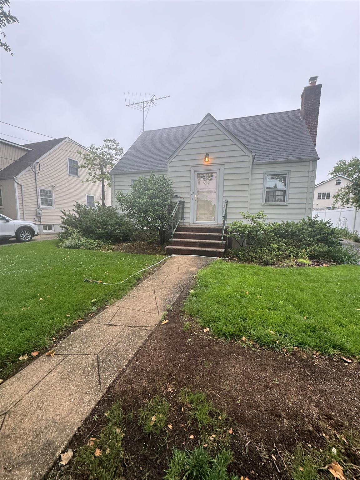 #1 photo, 28 Ruxton Street, New Hyde Park , NY 11040