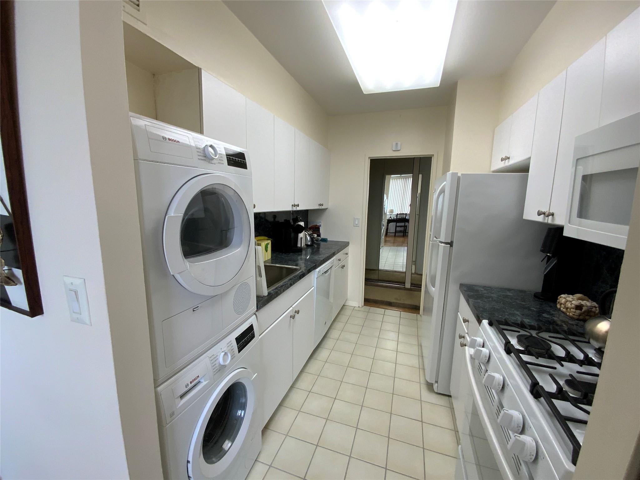 #10 photo, 27010 Grand Central Parkway, クイーンズ区 Floral Park , NY 11005