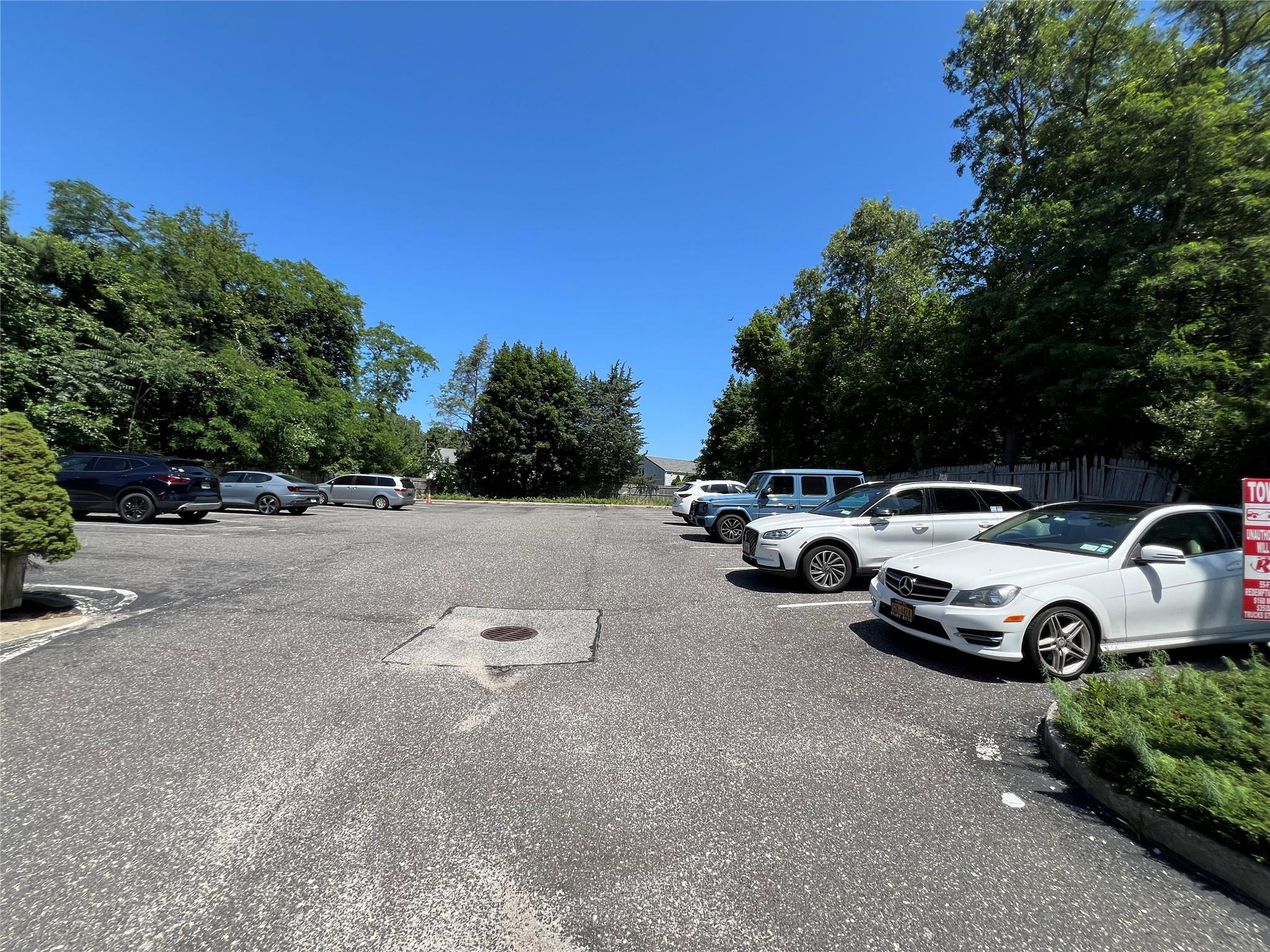 #8 photo, 3021B Jericho Turnpike, サフォーク郡 East Northport , NY 11731