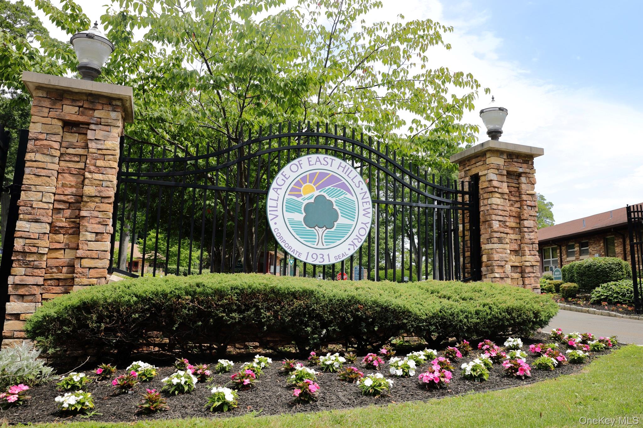 #6 photo, 47 Midwood Cross, ナッソー郡 East Hills , NY 11576