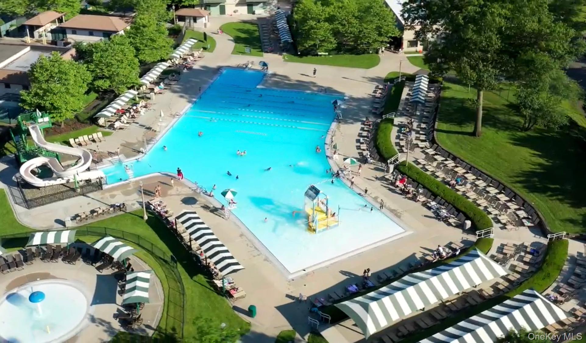 #7 photo, 47 Midwood Cross, ナッソー郡 East Hills , NY 11576