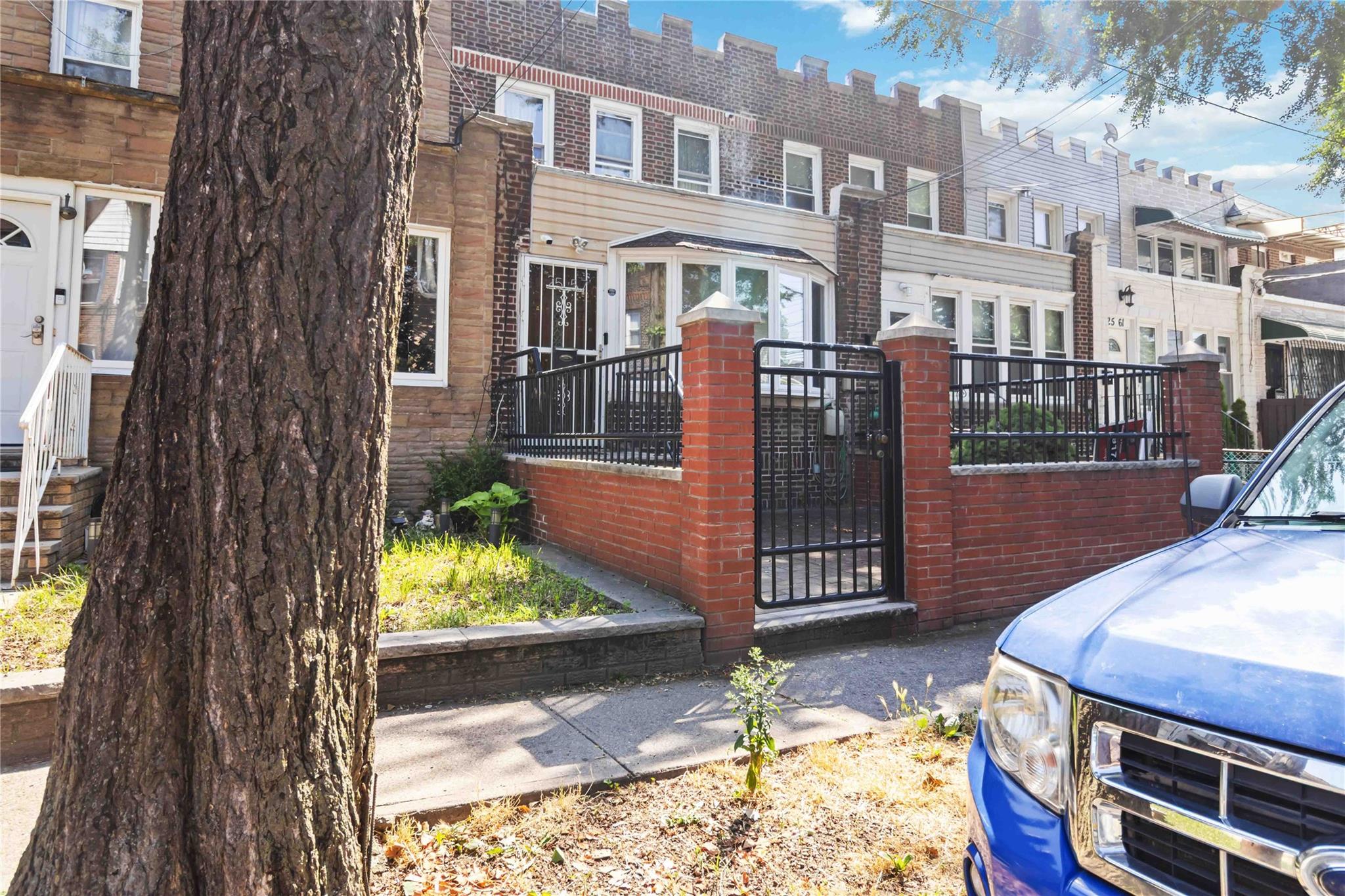 #1 photo, 25-57 McIntosh Street, 皇后區 艾姆赫斯特 East Elmhurst , NY 11369