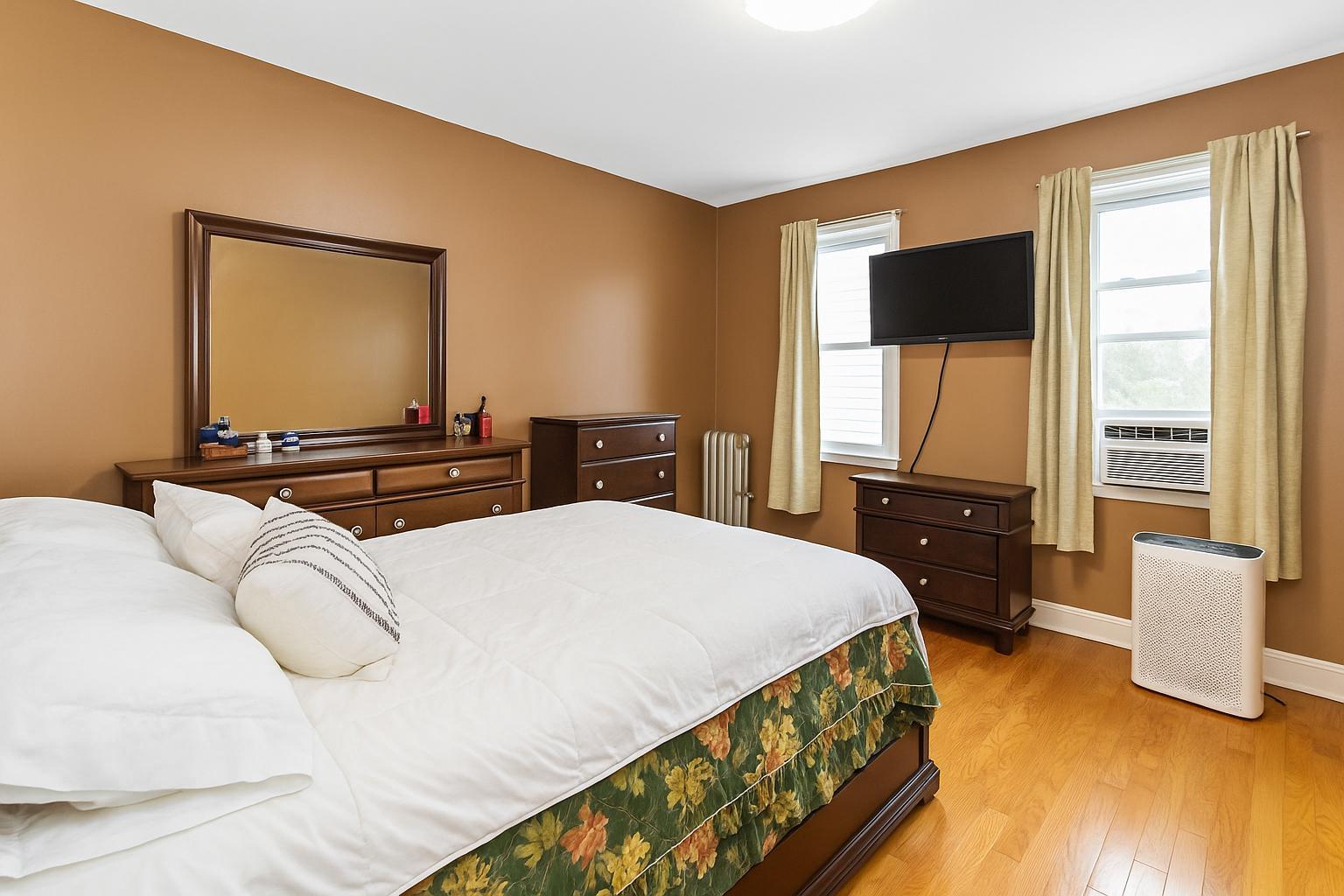 #11 photo, 25-57 McIntosh Street, East Elmhurst , NY 11369