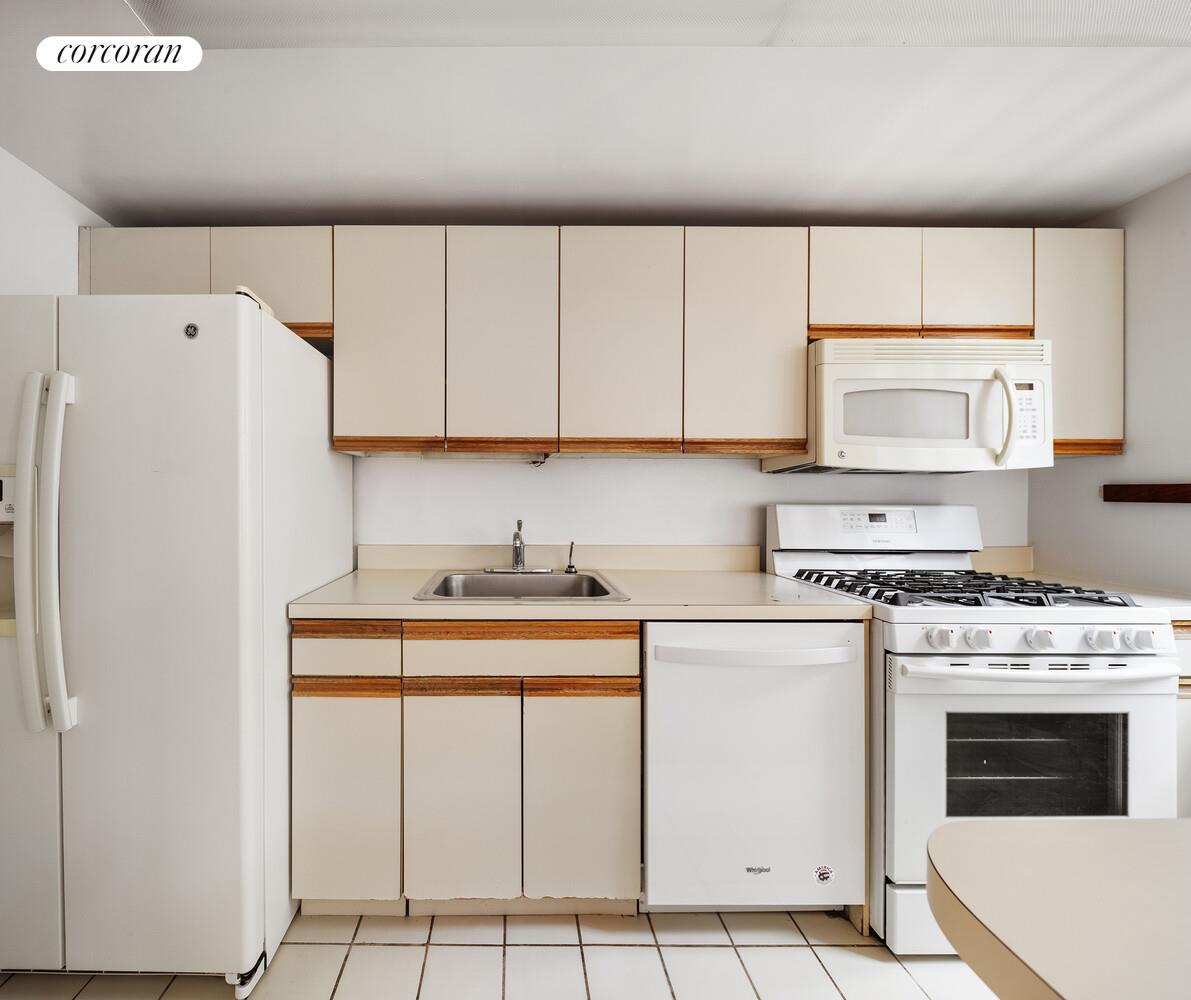 #6 photo, 252 W 17TH Street, マンハッタン Chelsea , NY 10011