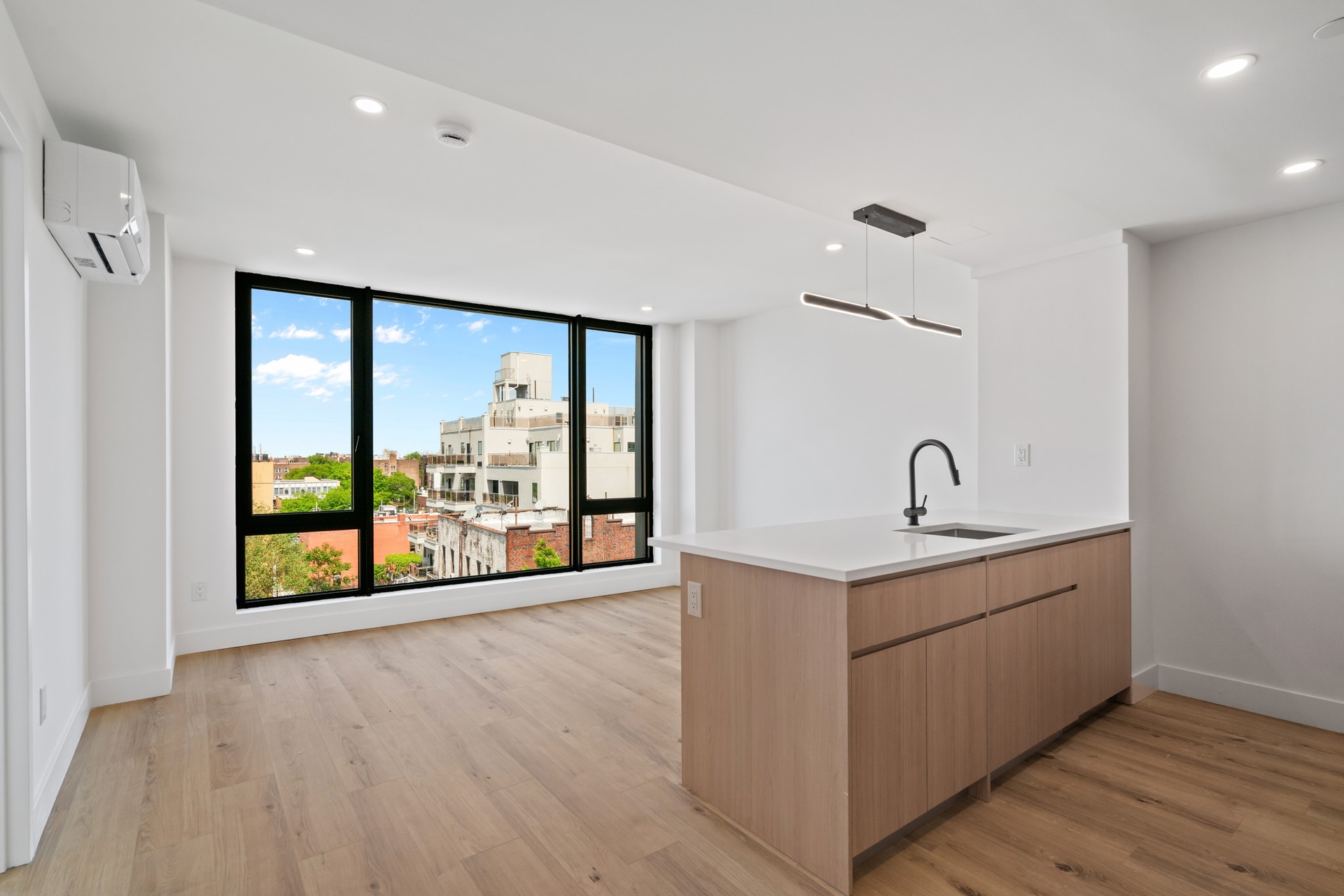 #8 photo, Long Island City, クイーンズ区 Long Island City , NY 11101