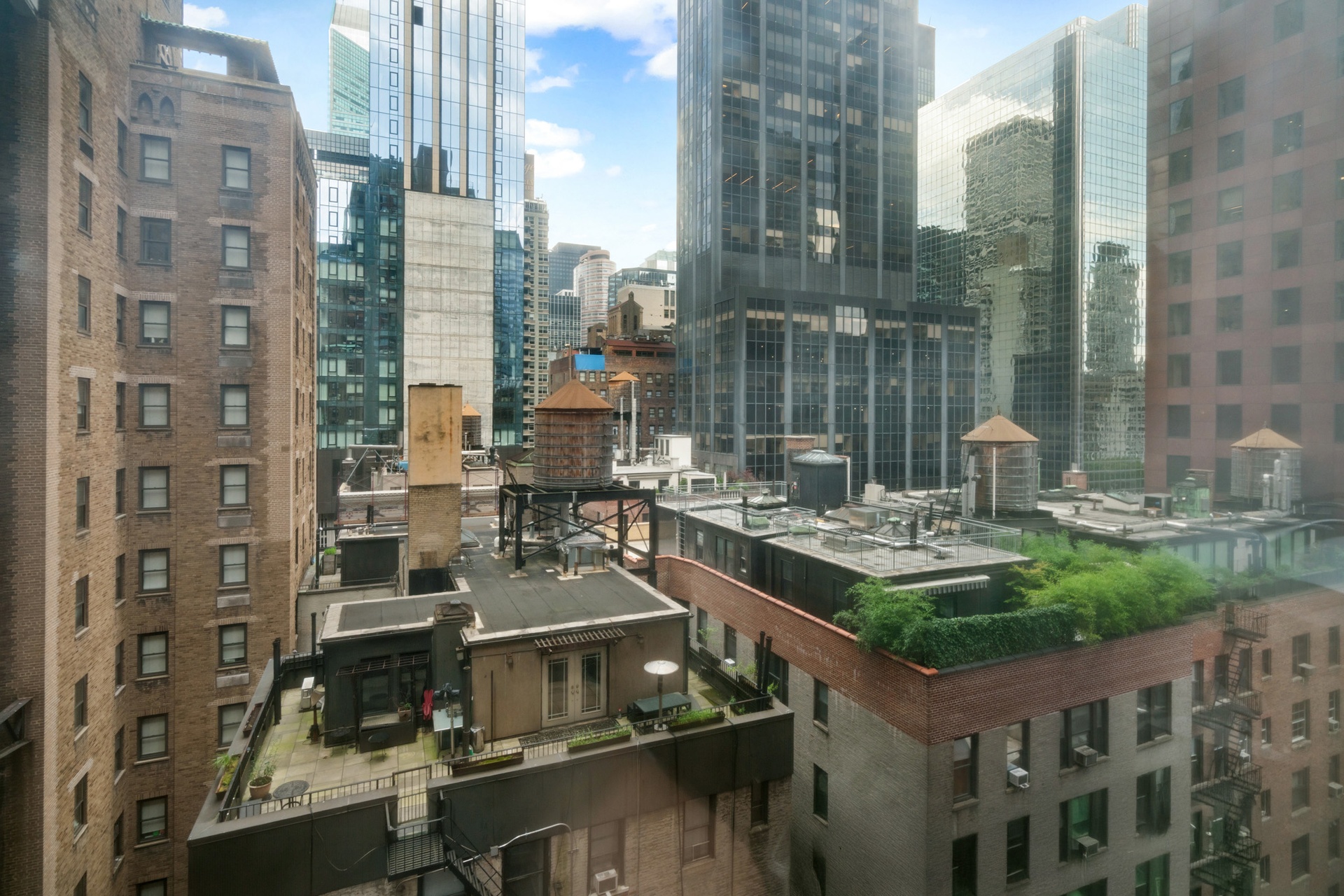 #11 photo, 145 E 48th Street, Turtle Bay , NY 10017